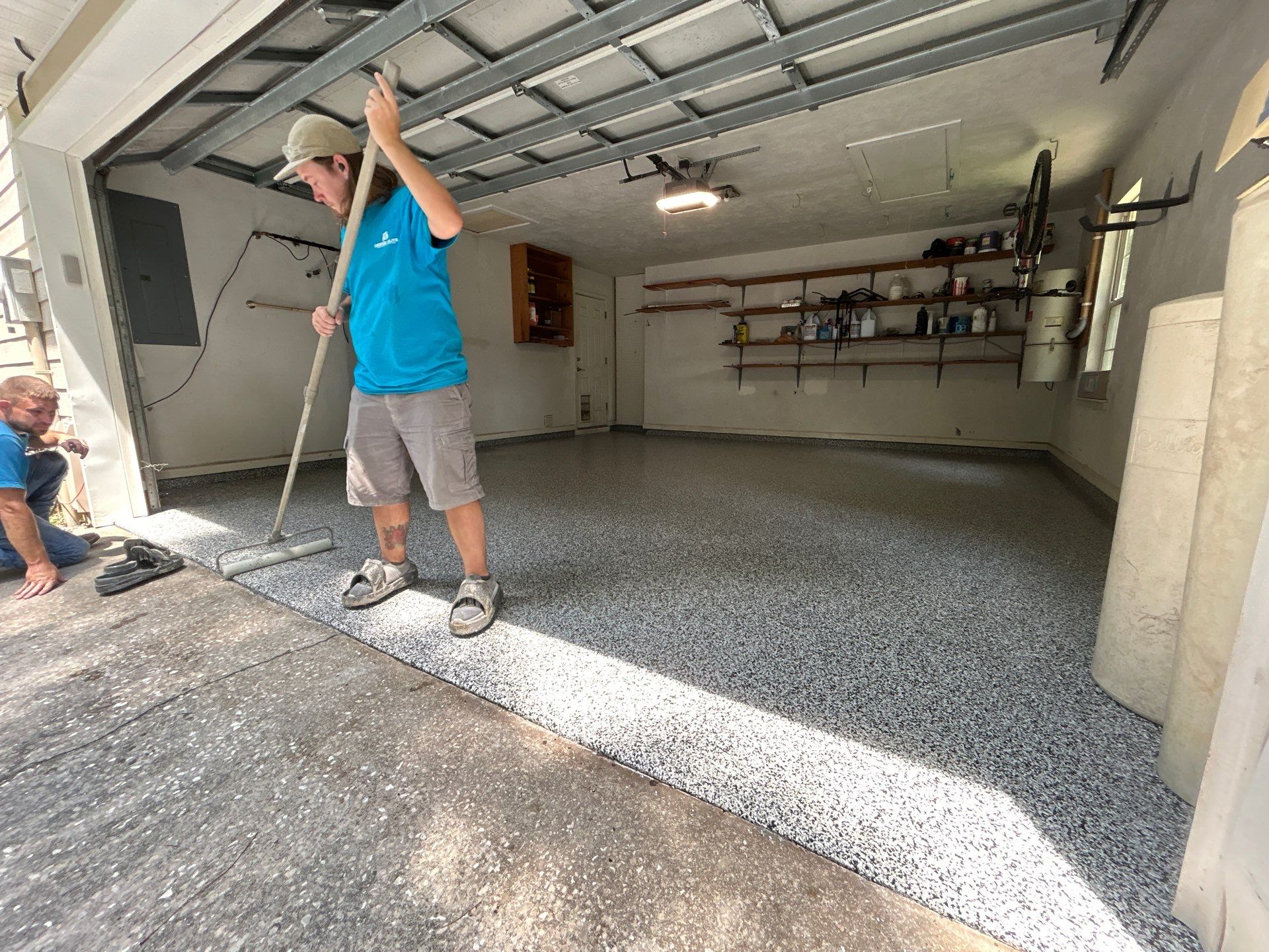 This home’s garage floor before and after is like DAY and NIGHT 🌙 by Deese Elite Concrete Coatings
