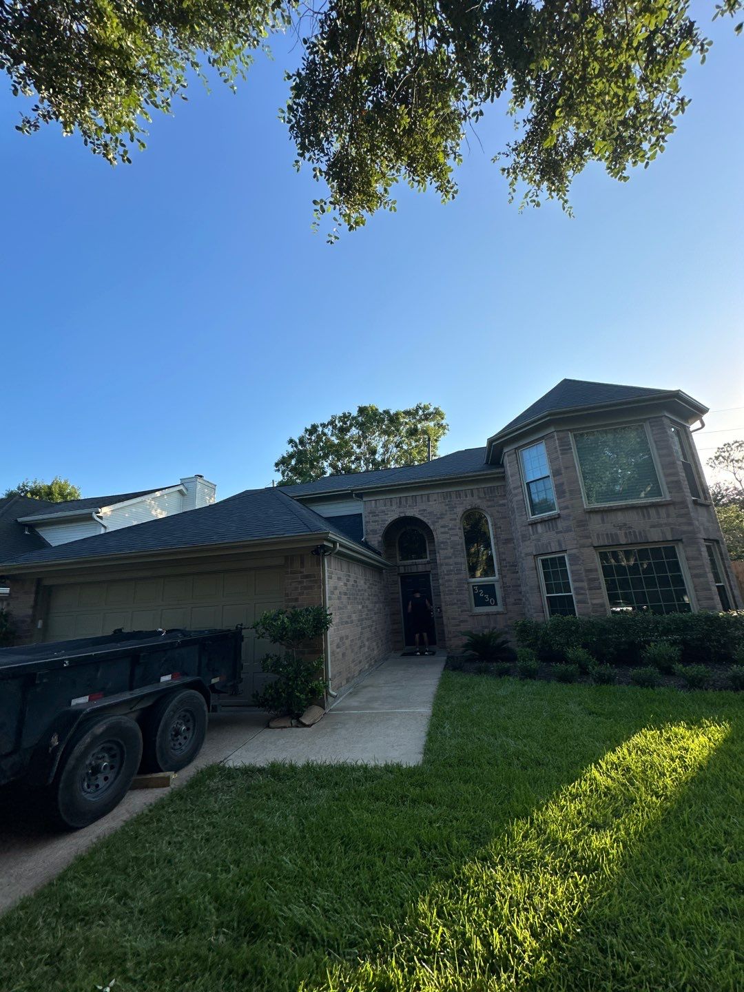 Residential Roofing Installation using Owen's Corning Duration (Lifetime) Shingles by Roof Repair Company