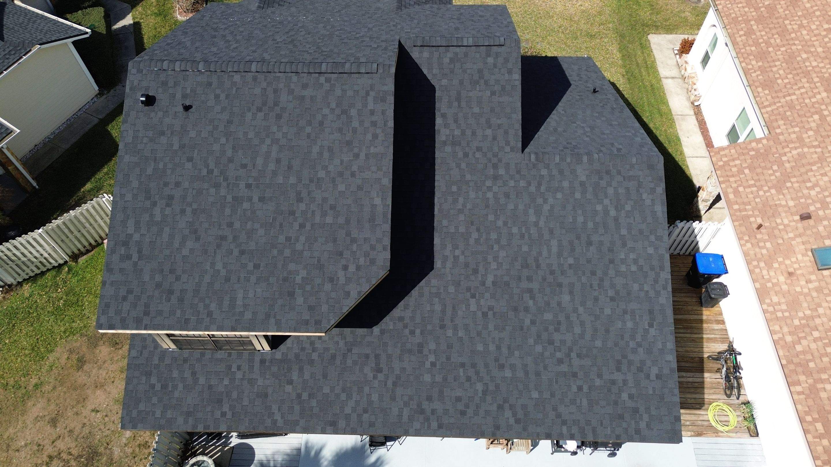 Residential roof in Hunter's Creek by Gold Key Roofing