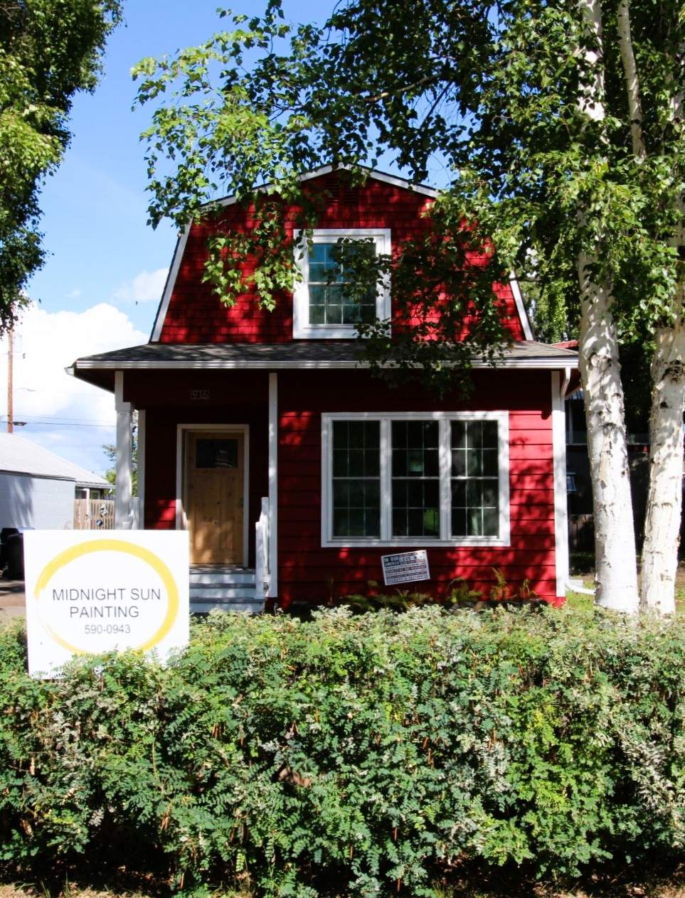 Gorgeous Farmhouse Style Transformation by Midnight Sun Painting