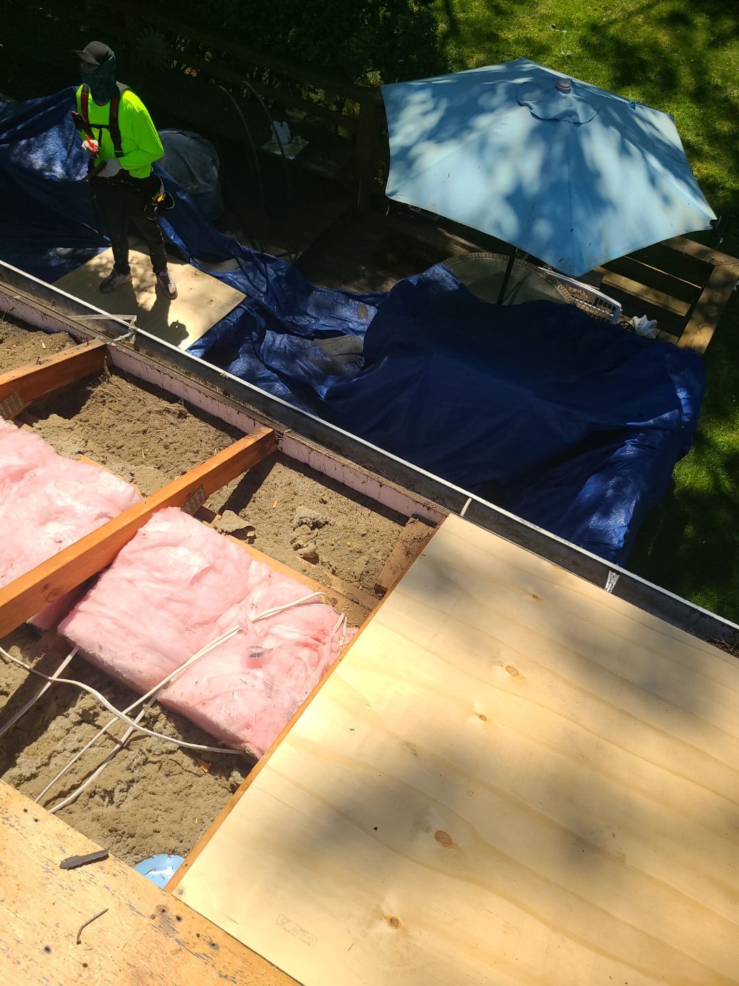 Burke: CertainTeed Landmark Designer Shingles in Moire Black by RM Banning, Inc.