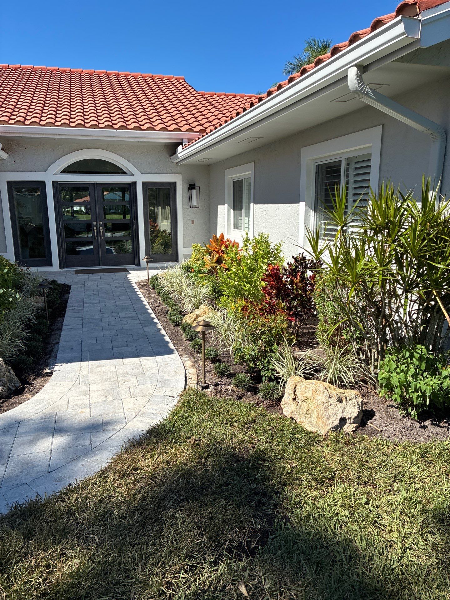 🌴 “Harbour Ridge Haven – A Tropical Revival by Alpha Zeta Landscapes” by Alpha Zeta Enterprises Inc