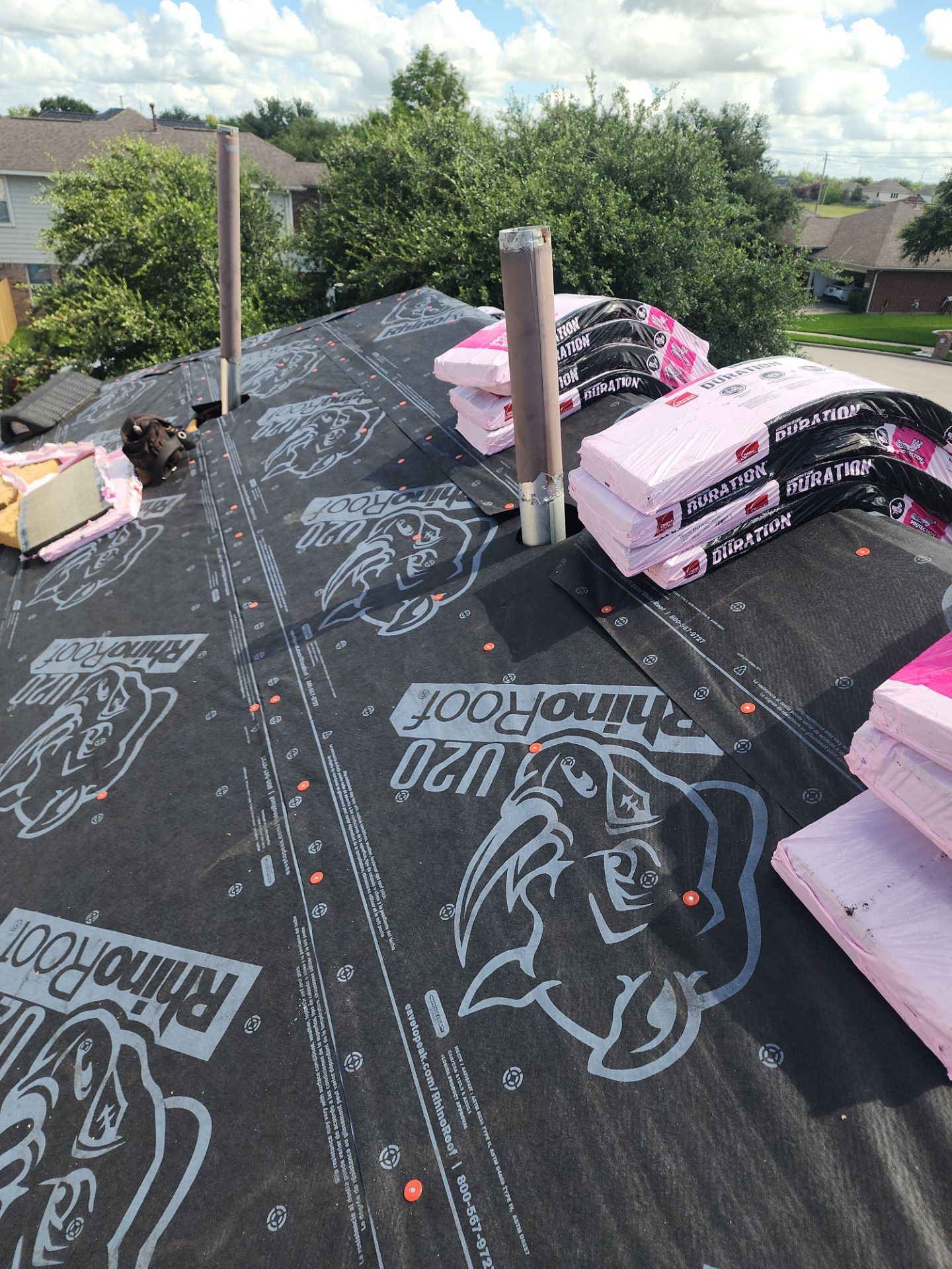 Residential Roof Installation using Owen's Corning Duration (Lifetime) Shingles by Roof Repair Company