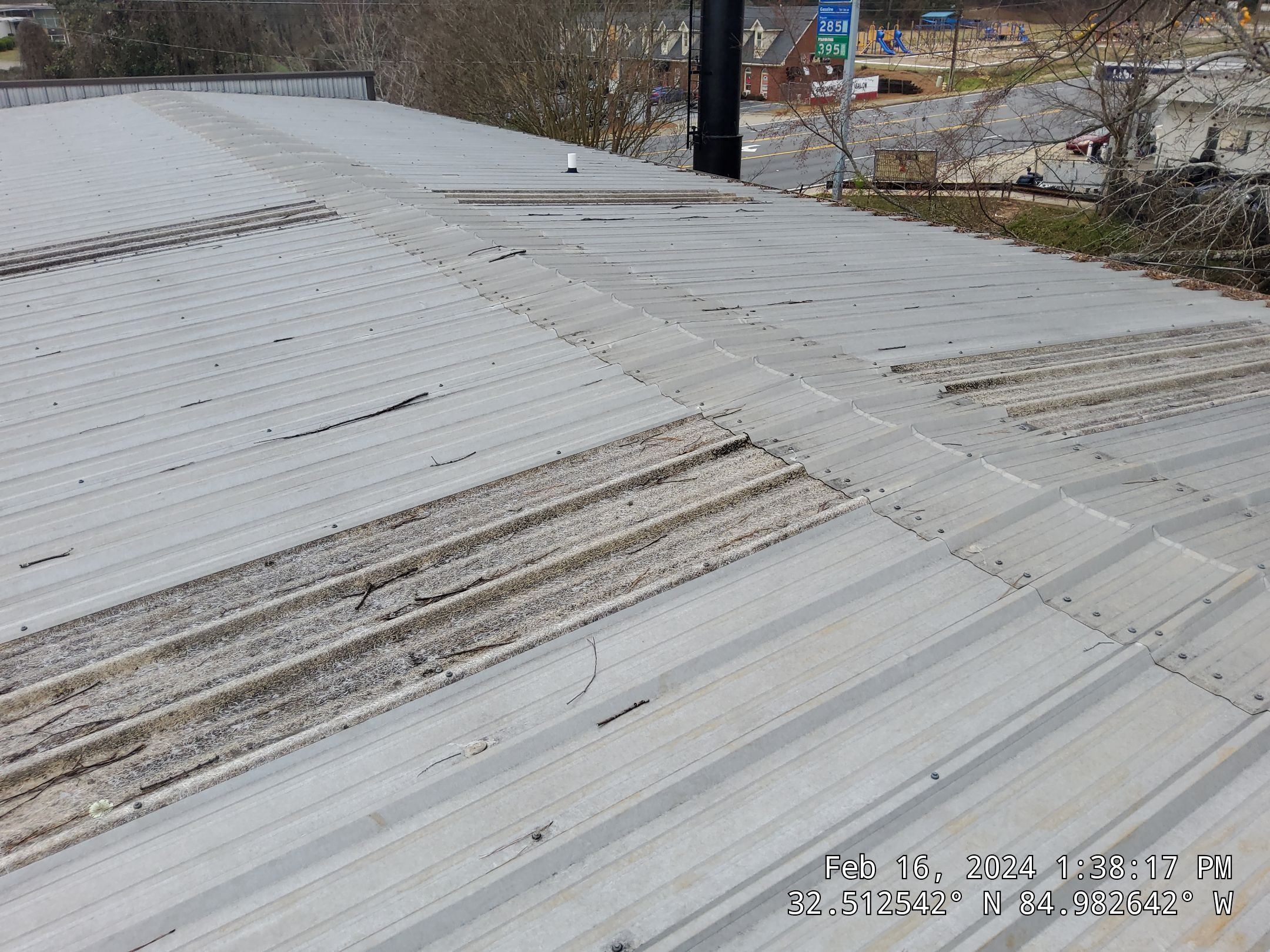 Master Clean Roof and Gutter Cleaning by iGreen Solutions