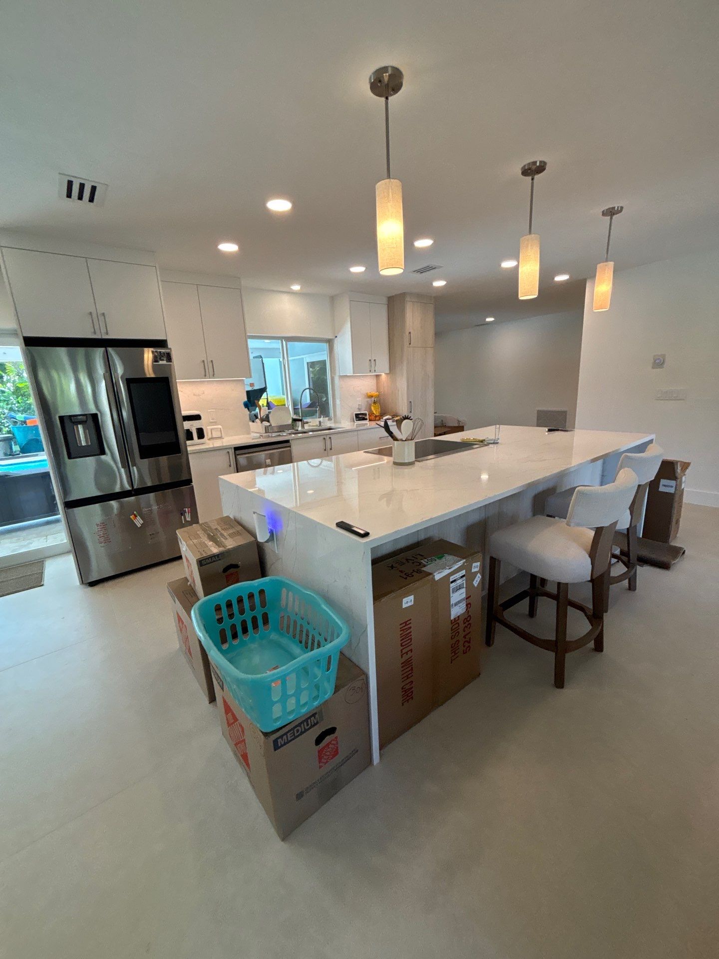48x48 Flooring - East Boca Raton by Hevi Tile