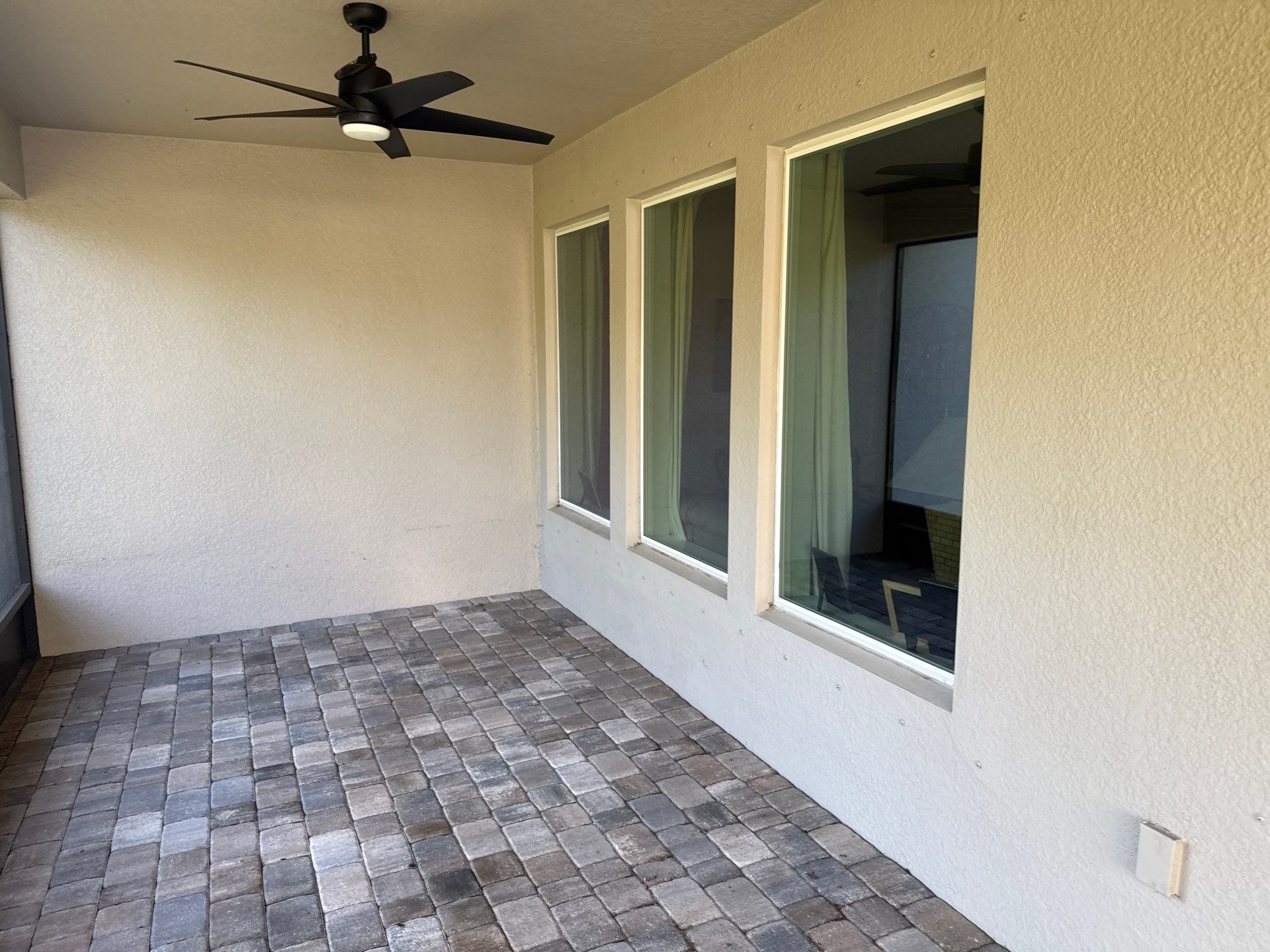 Lanai Patio, Paver & Screen Cleaning in Trevesta – Palmetto, FL 34221 by Sunshine AquaWash