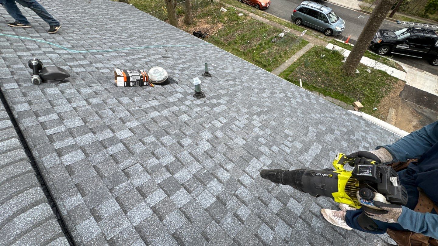 Falls Church Landmark Pro Roof in Max Def Pewter by RM Banning, Inc.