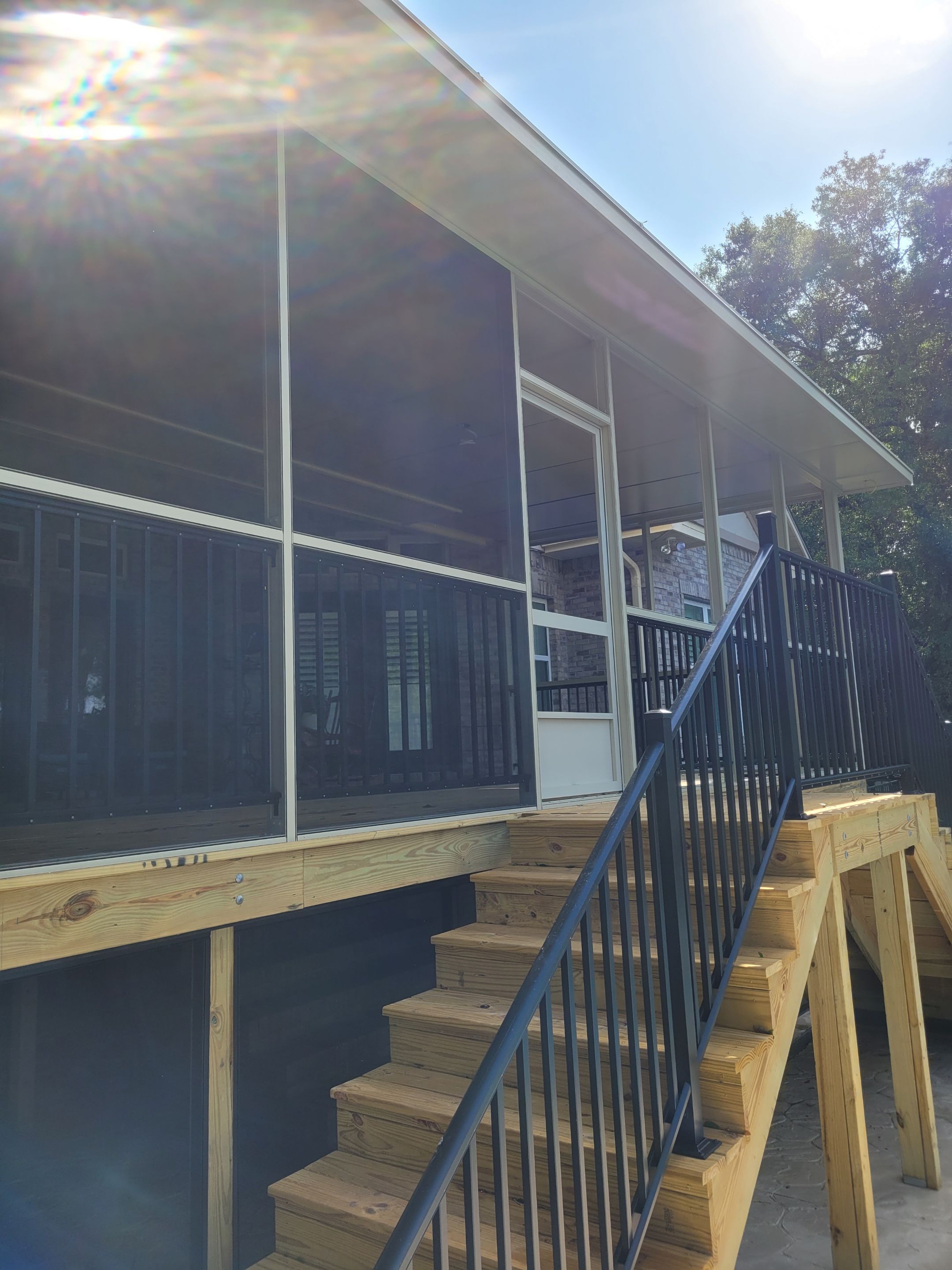 Elevated Screen Room in Crestview by Titan Sunrooms
