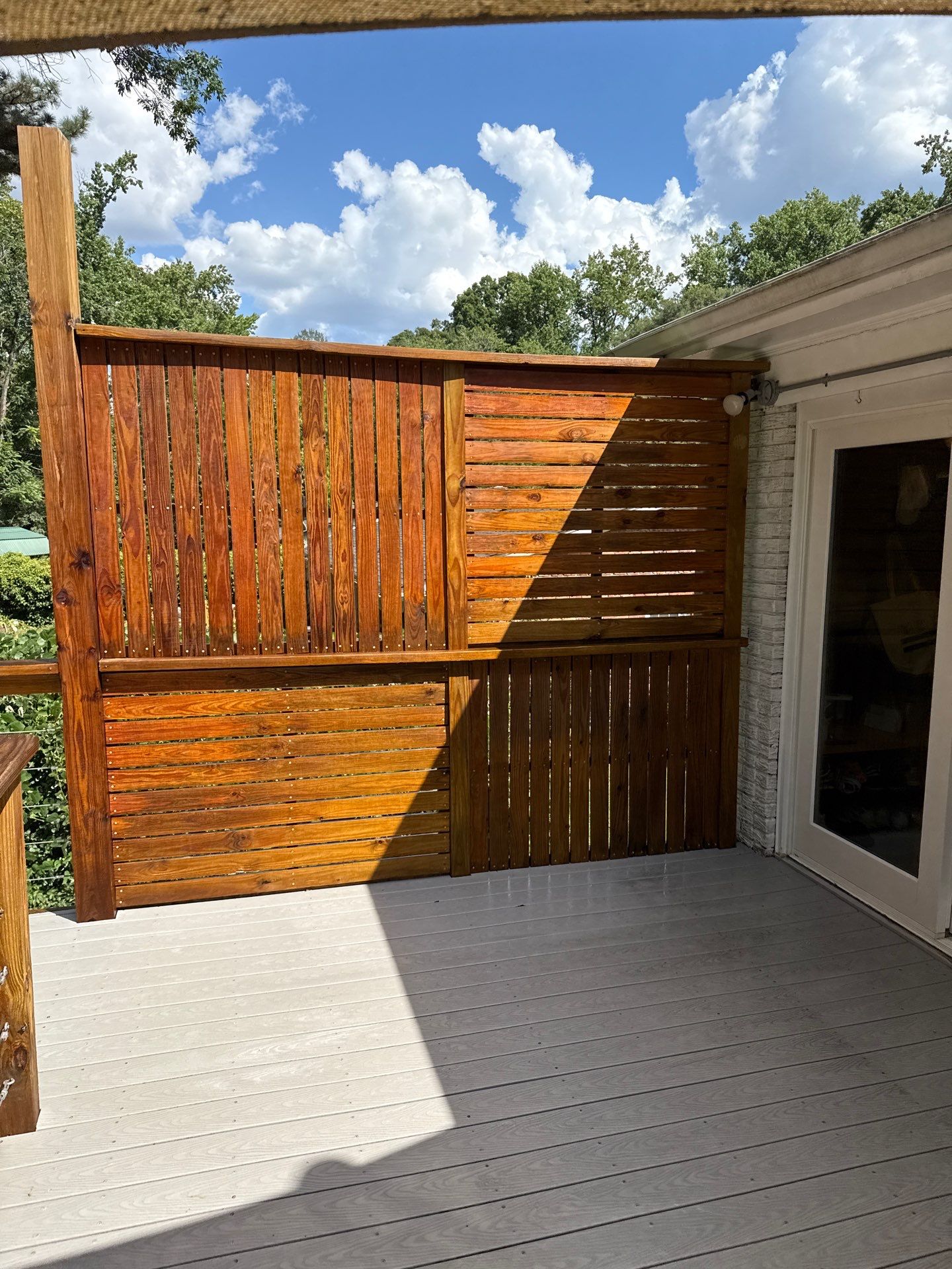 Wood Deck using Wood Sealant by DuraSeal