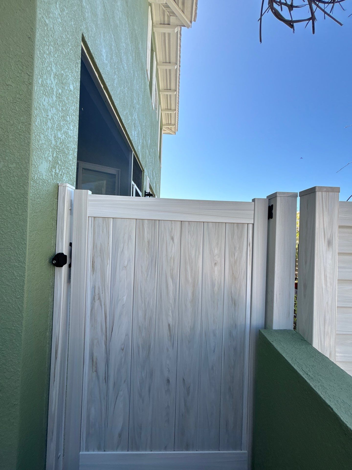 363 tierra mar ln by H&Y Fence