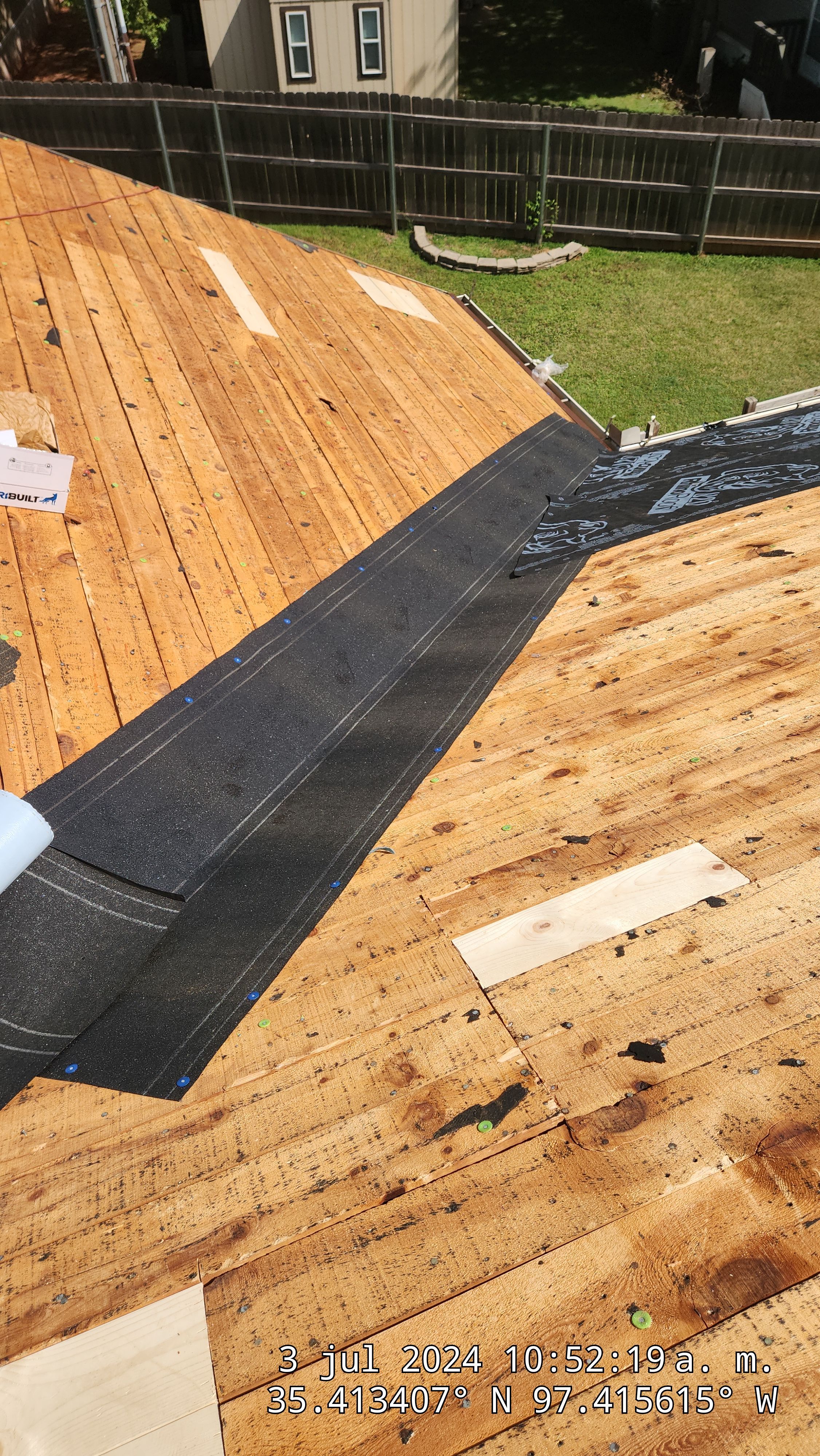 Roof Installation using Certainteed Landmark by Castillo Roofing