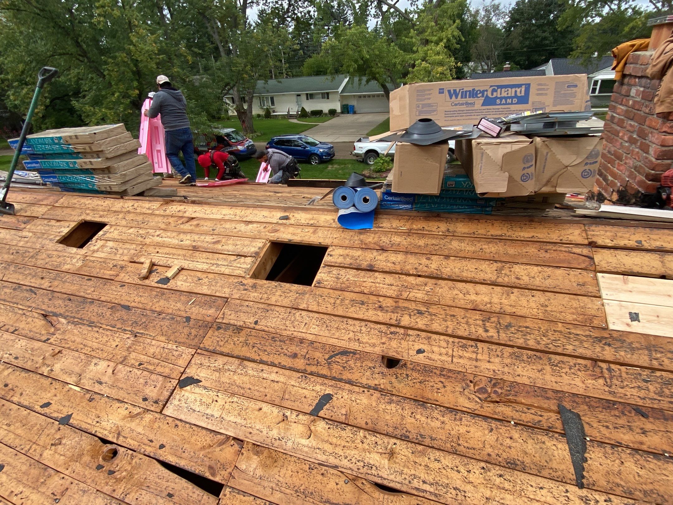 Roof Replacement using CertainTeed Landmark Pro by 180 Contractors