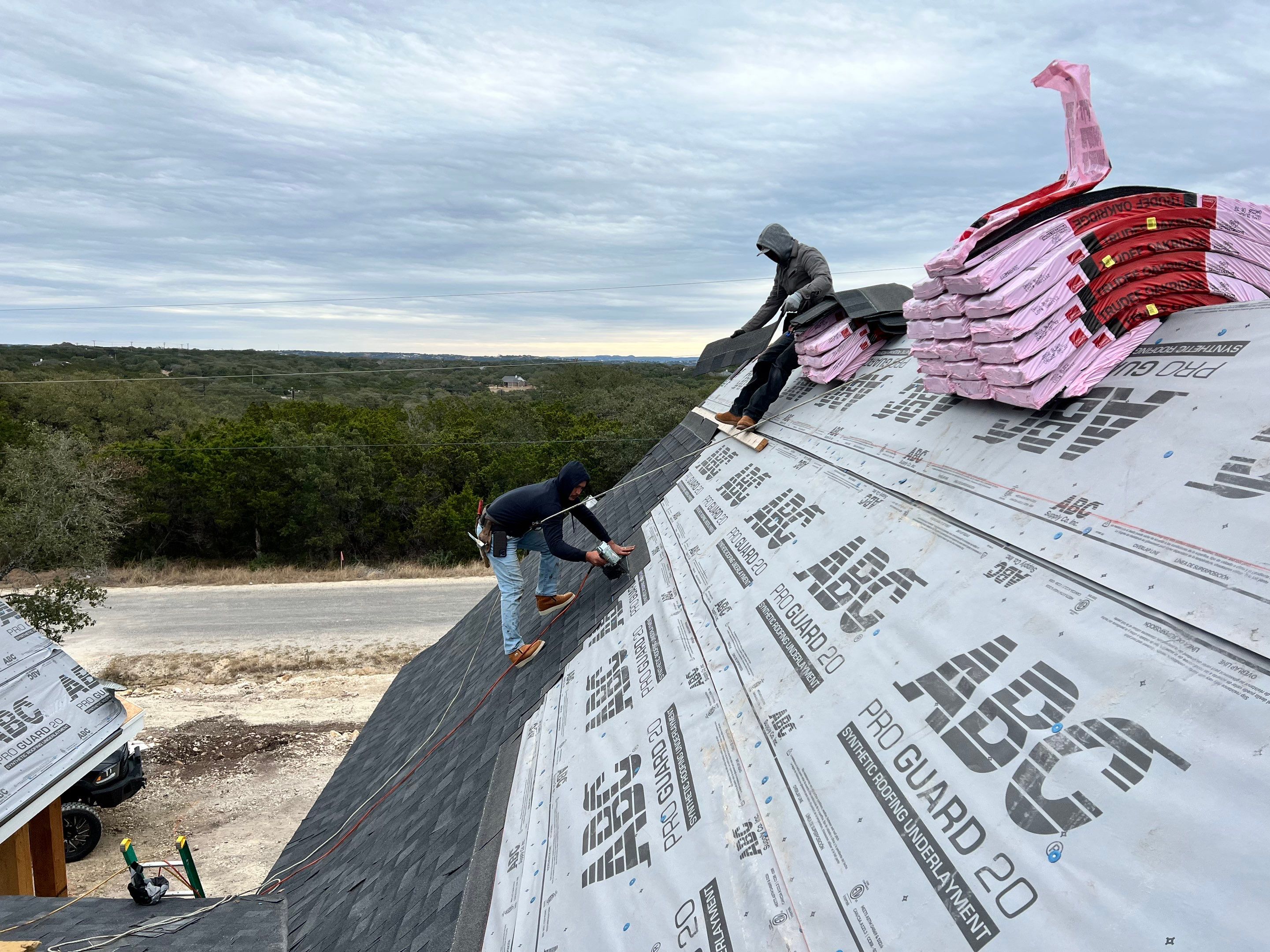 New Home Construction using Owens Corning 30 year Architectural Shingles by Premier Roofing and Contracting