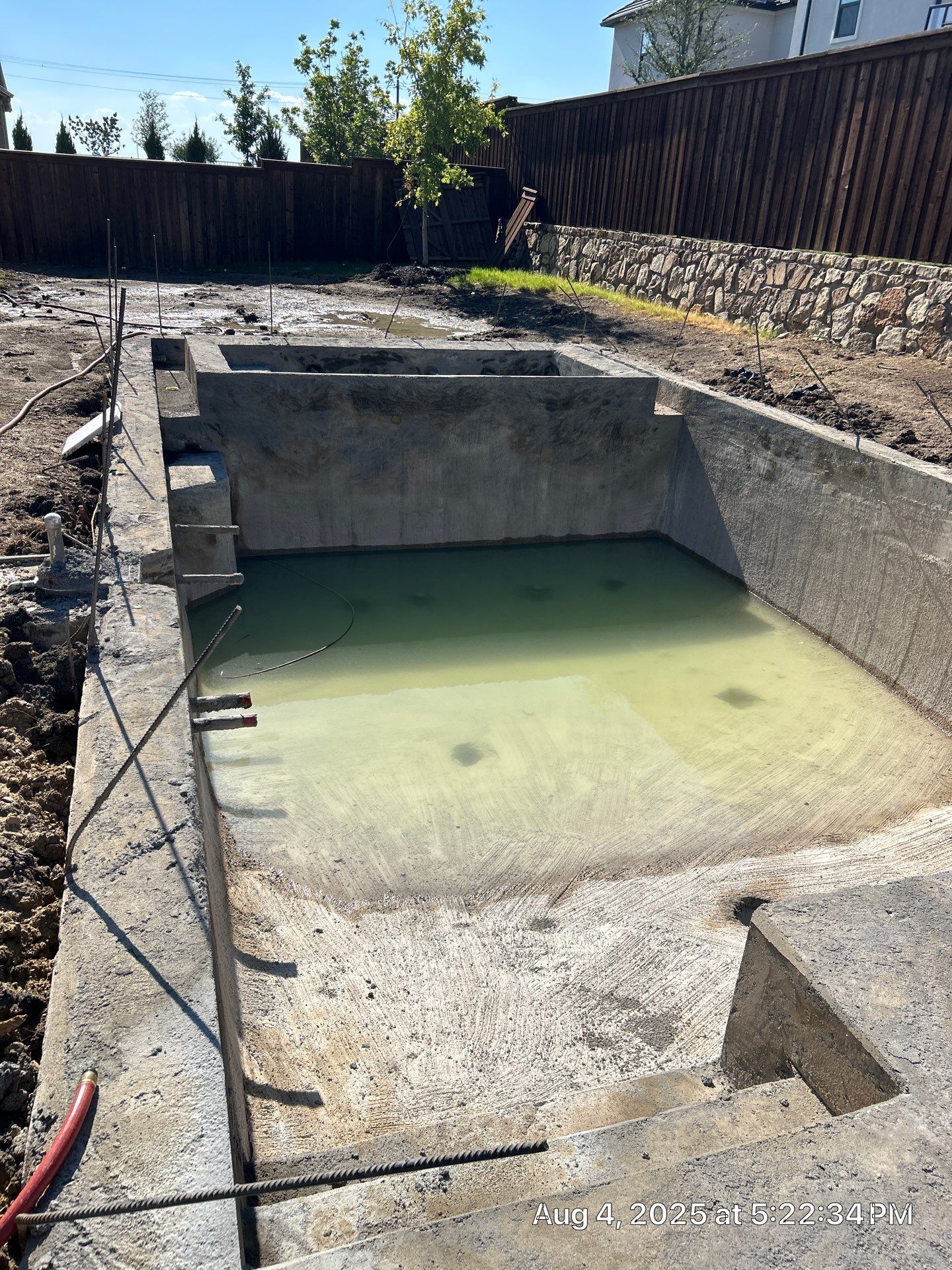 Modern Pool and Champagne Spa by Pinnacle Pools and Spas - DFW