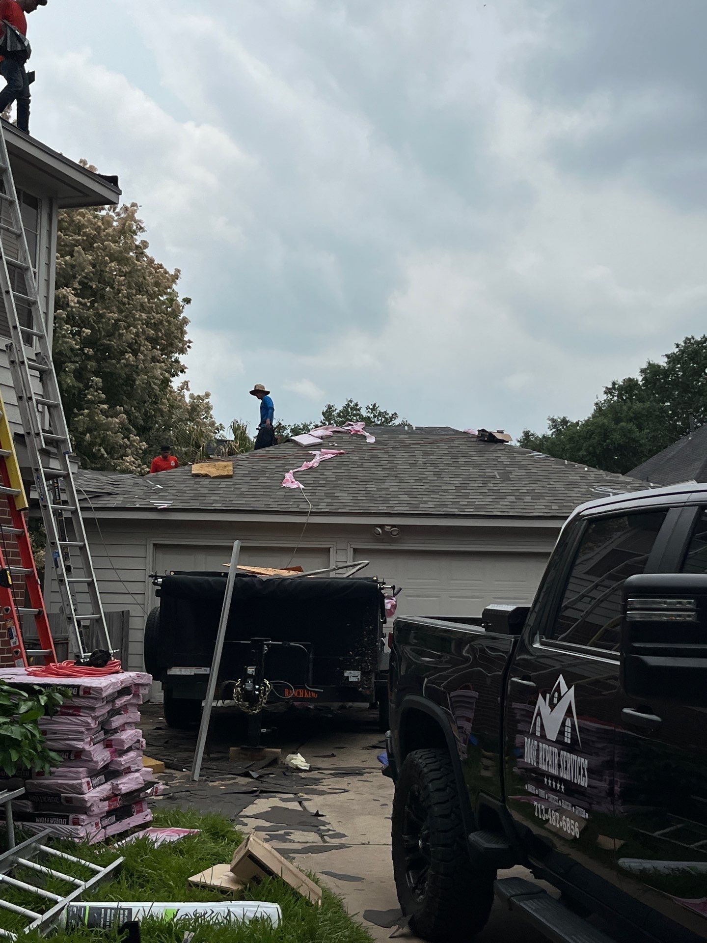 Residential Roofing Repair using Owen's Corning Duration (Lifetime) Shingles by Roof Repair Company