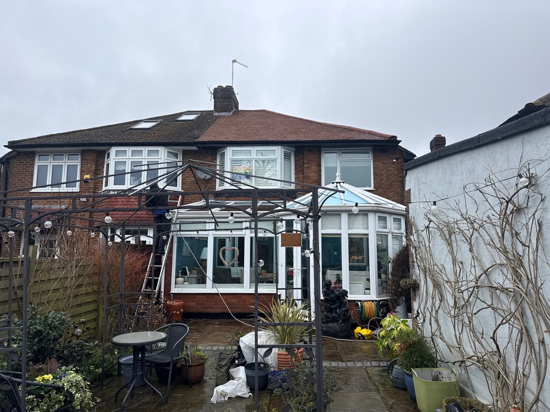 Roof Clean Epsom by Ges Exterior Cleaning ltd
