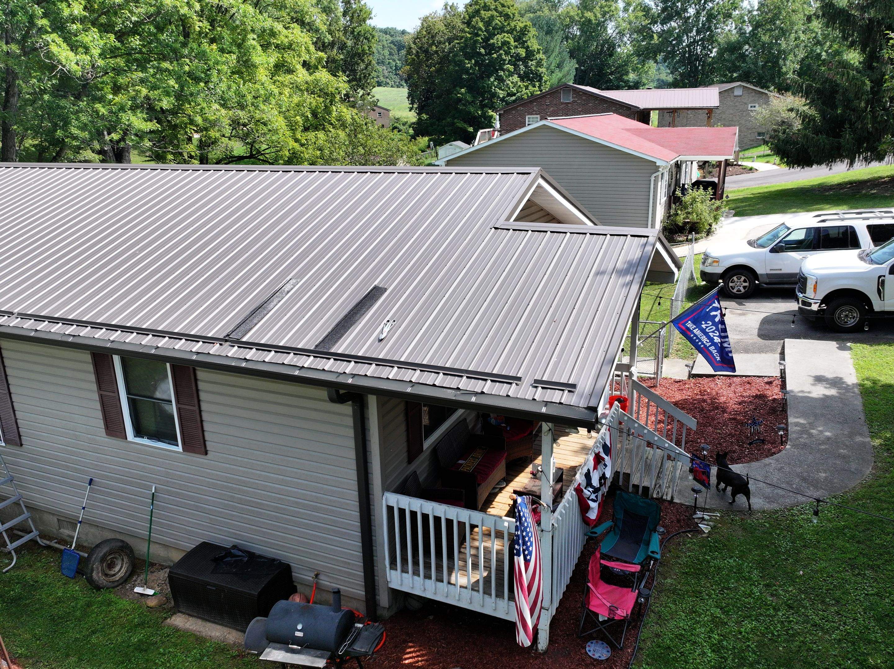 Dakin Residence by Omnia Roofing