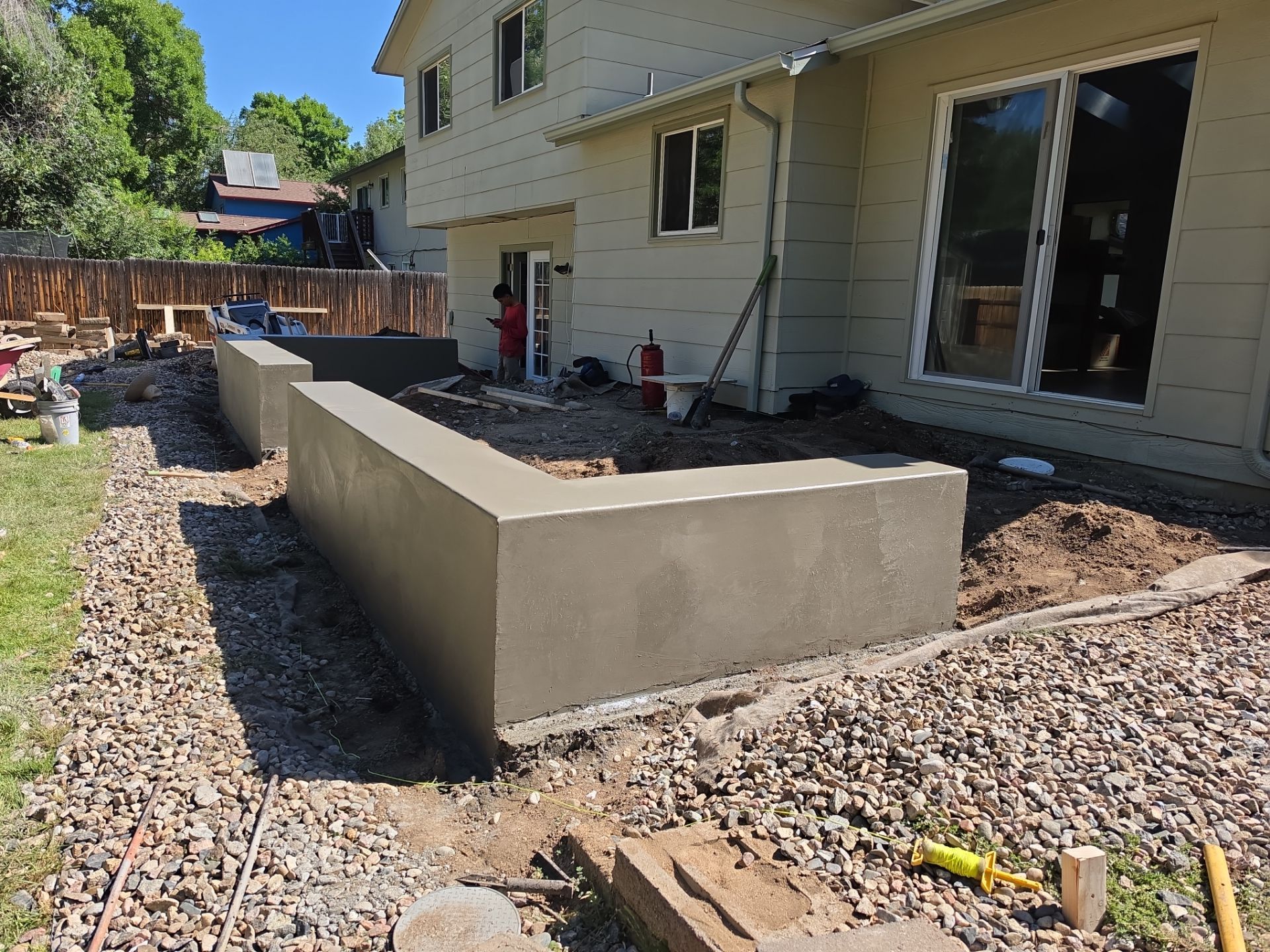 New Concrete Patio and Integrated Retaining Walls in Fort Collins by Center Line Concrete