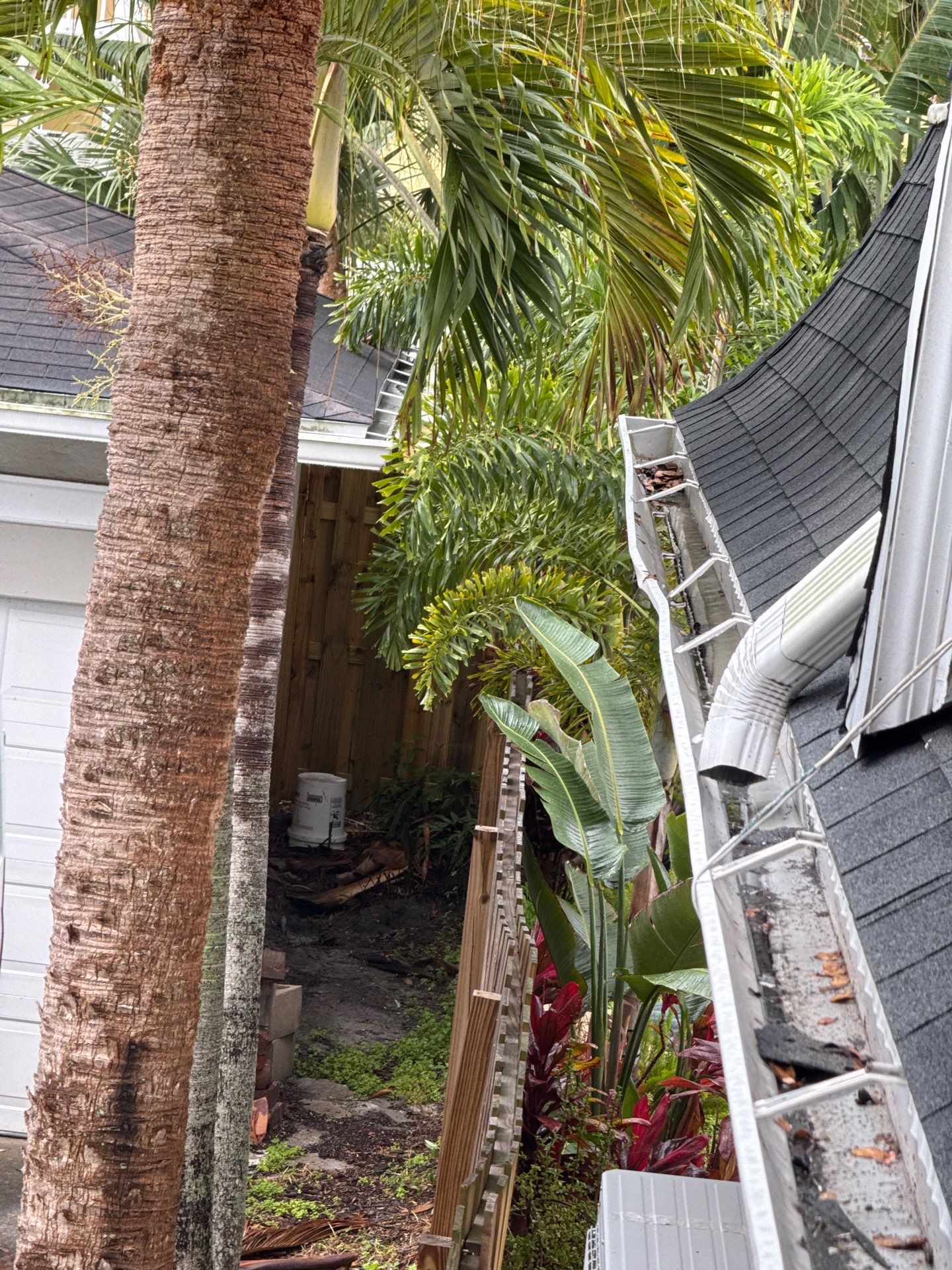 Project in St. Petersburg 33704 by Mitchell Roofing Company LLC 