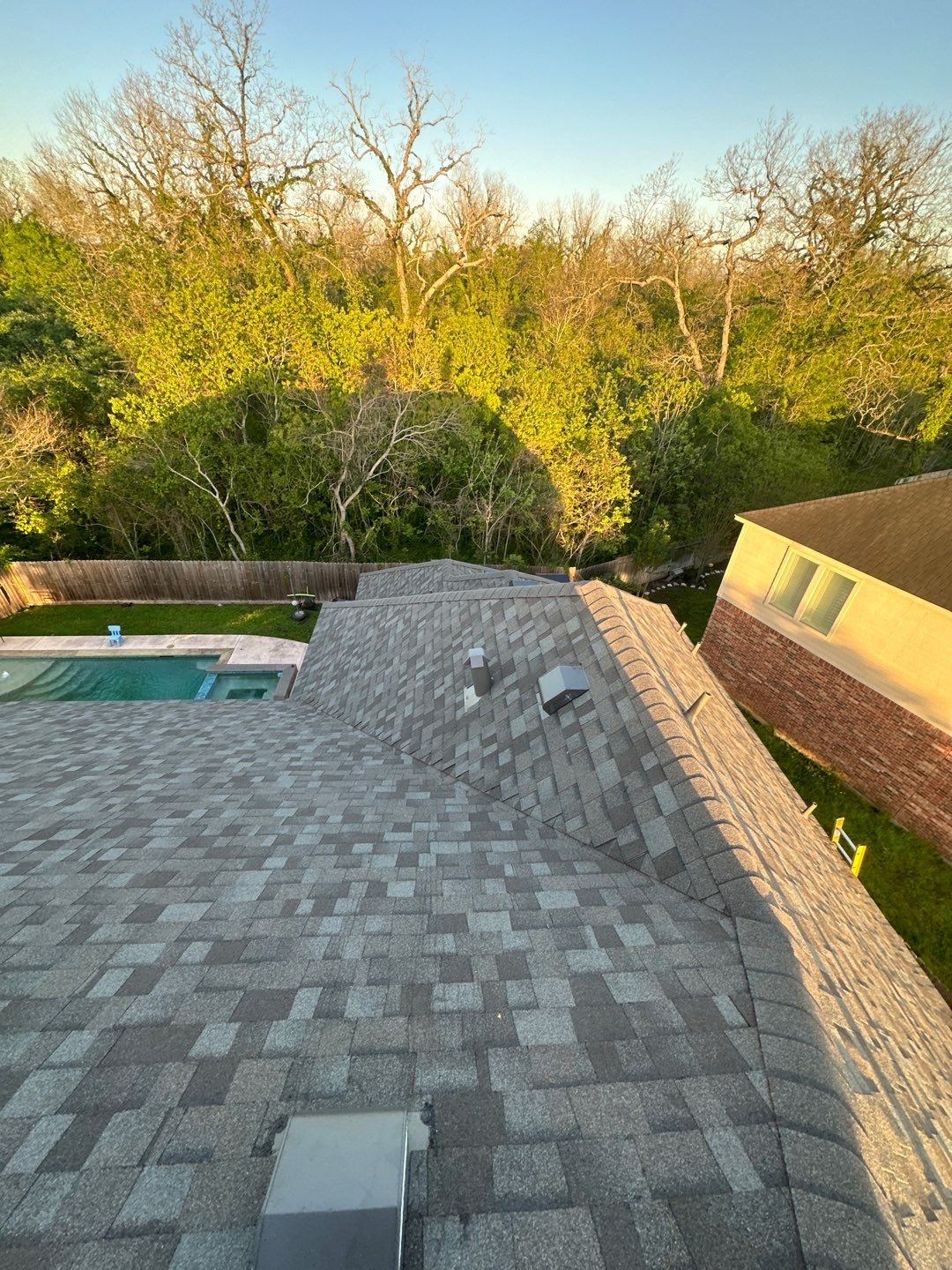 Residential Roofing Installation using Owen's Corning Duration (Lifetime) Shingles by Roof Repair Company