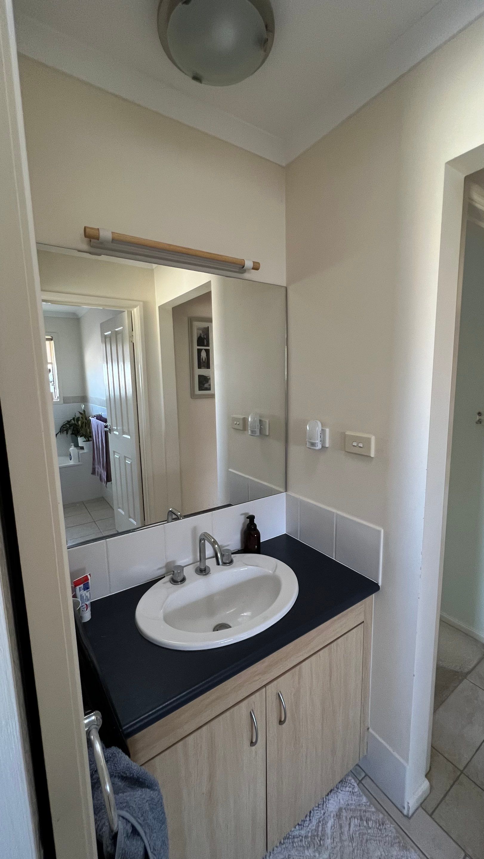 Main Bathroom, Ensuite, Toilet, Powder Room, and Laundry Renovation by Re-seal Bathrooms
