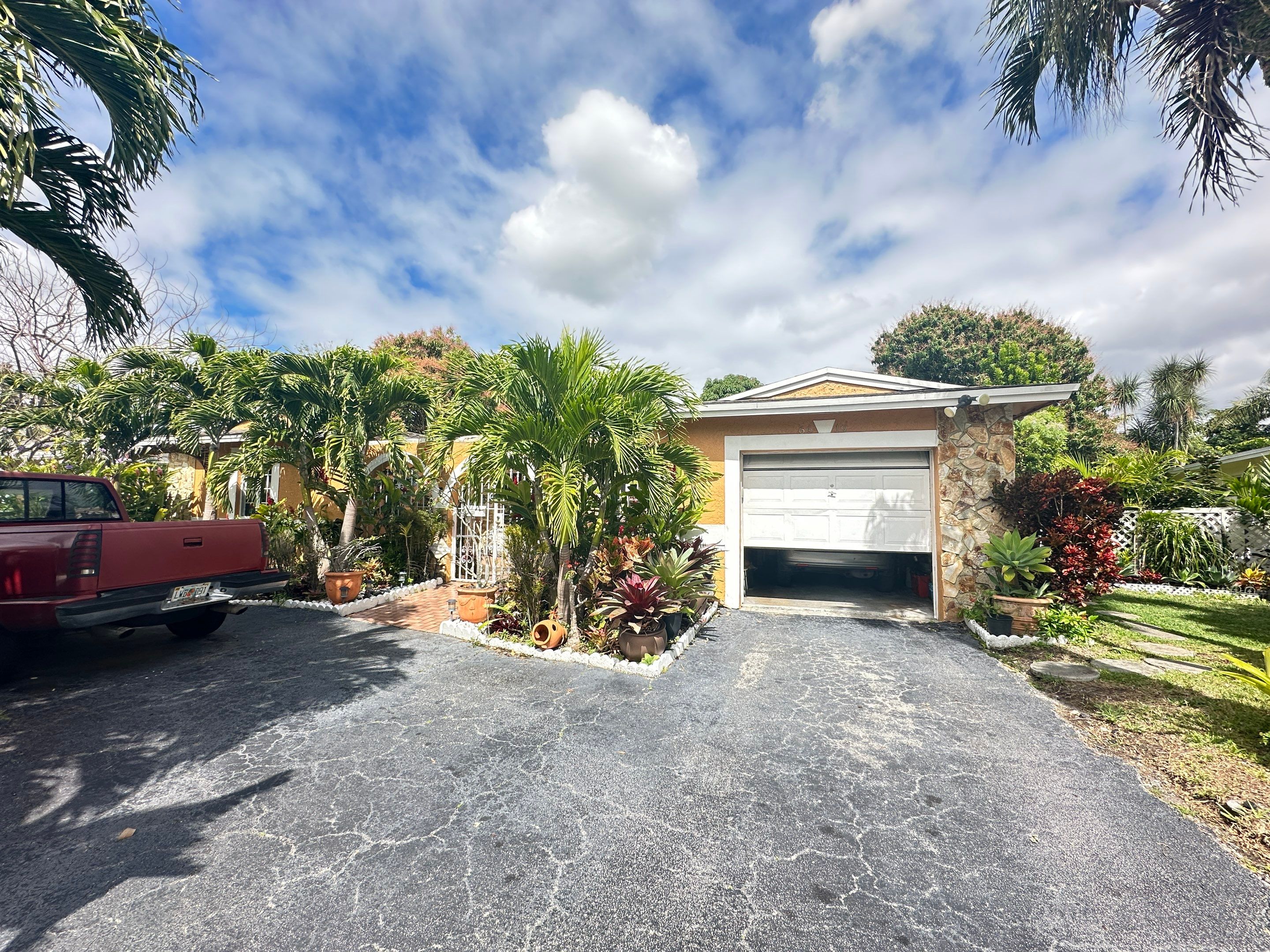 Water Damage Claim in North Lauderdale by FLAPA & KeyStone