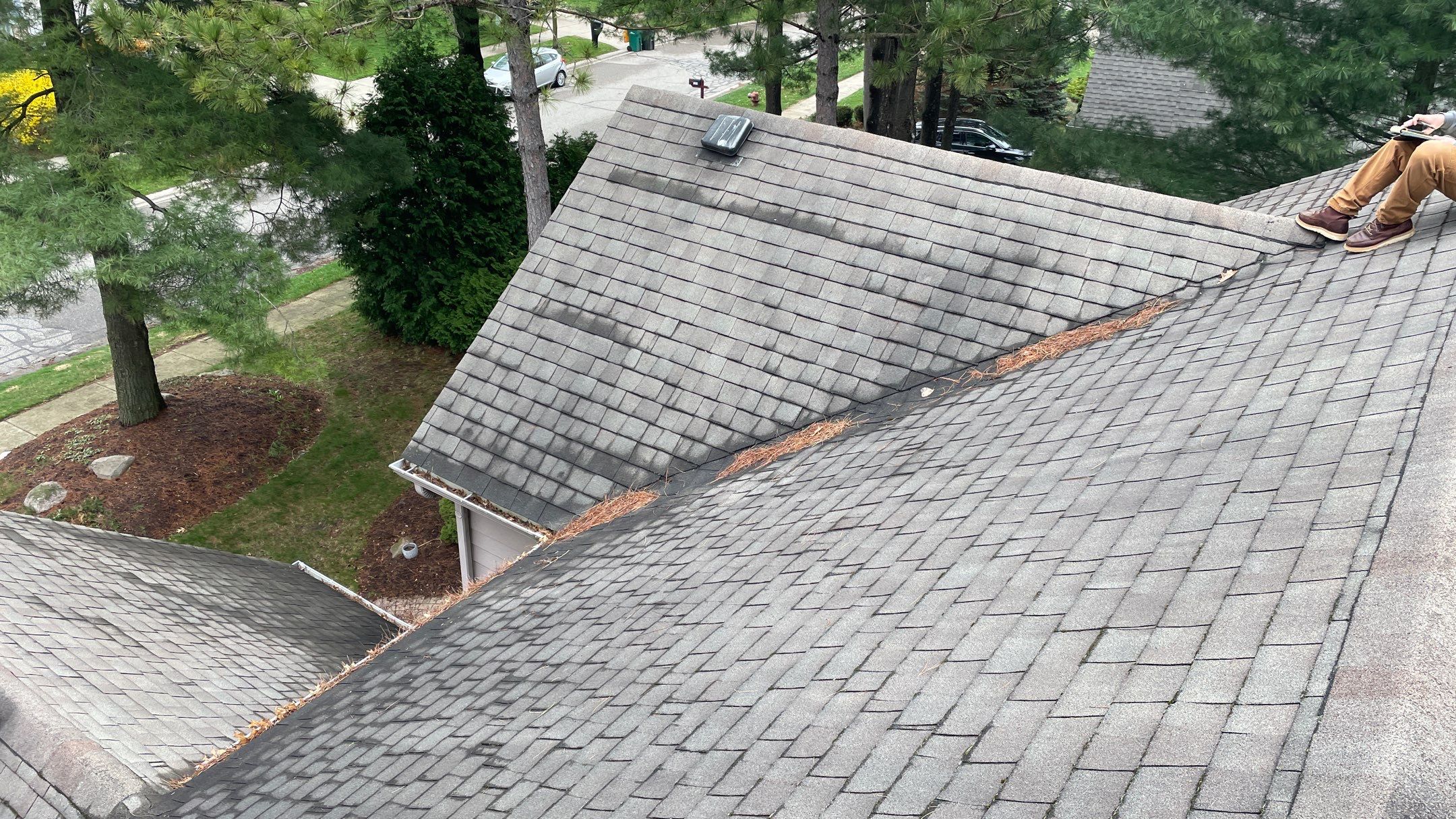 Roof Replacement using CertainTeed Landmark by 180 Contractors