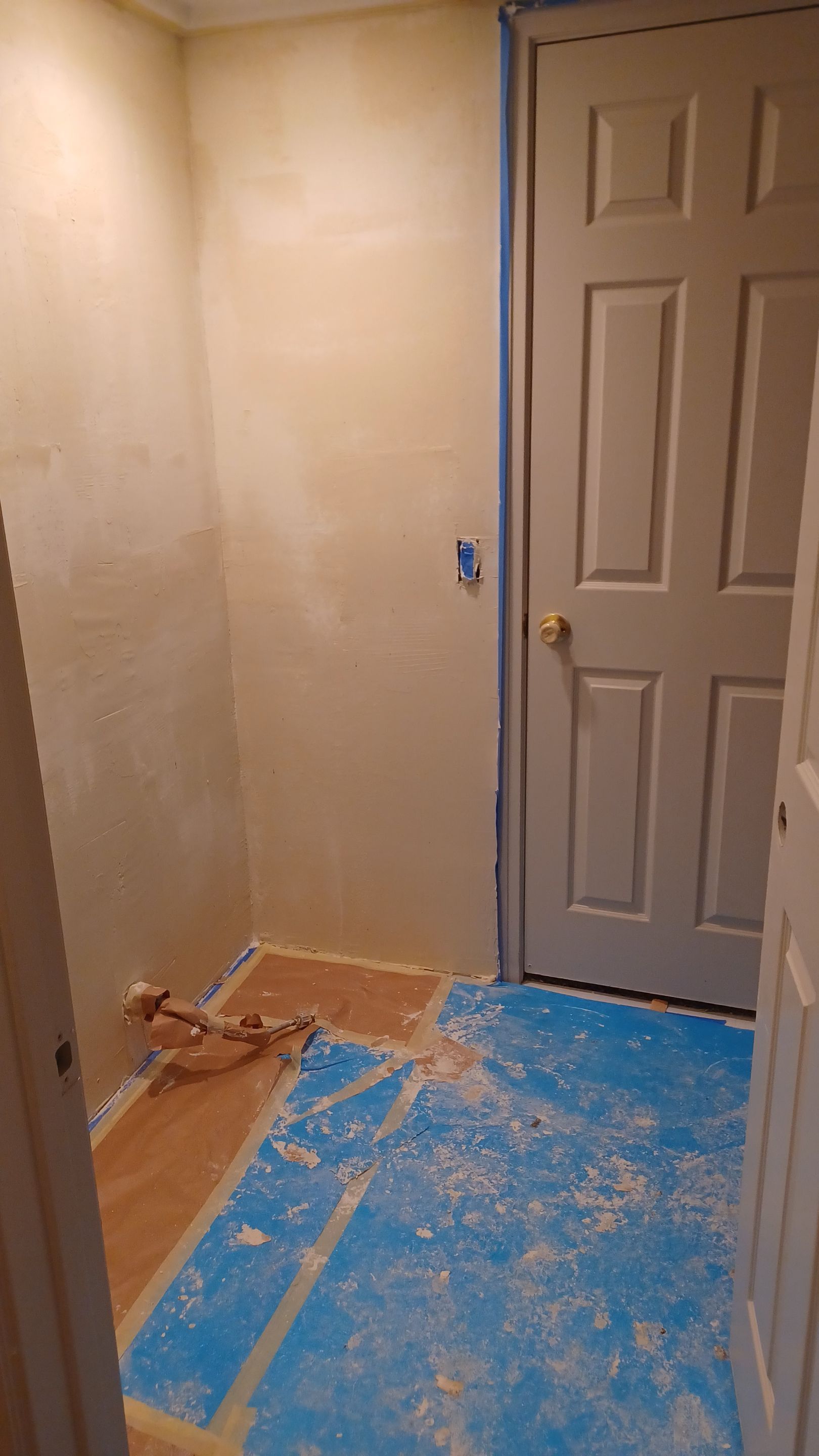 Kendra Bathroom repaint by Asis Painting Inc
