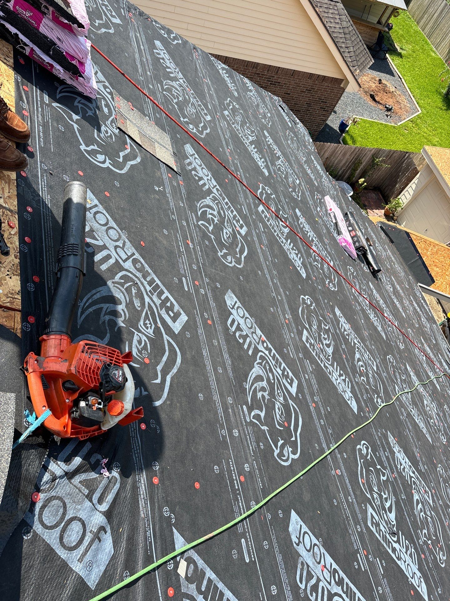 Residential Roofing Installation using Owen's Corning Duration (Lifetime) Shingles by Roof Repair Company