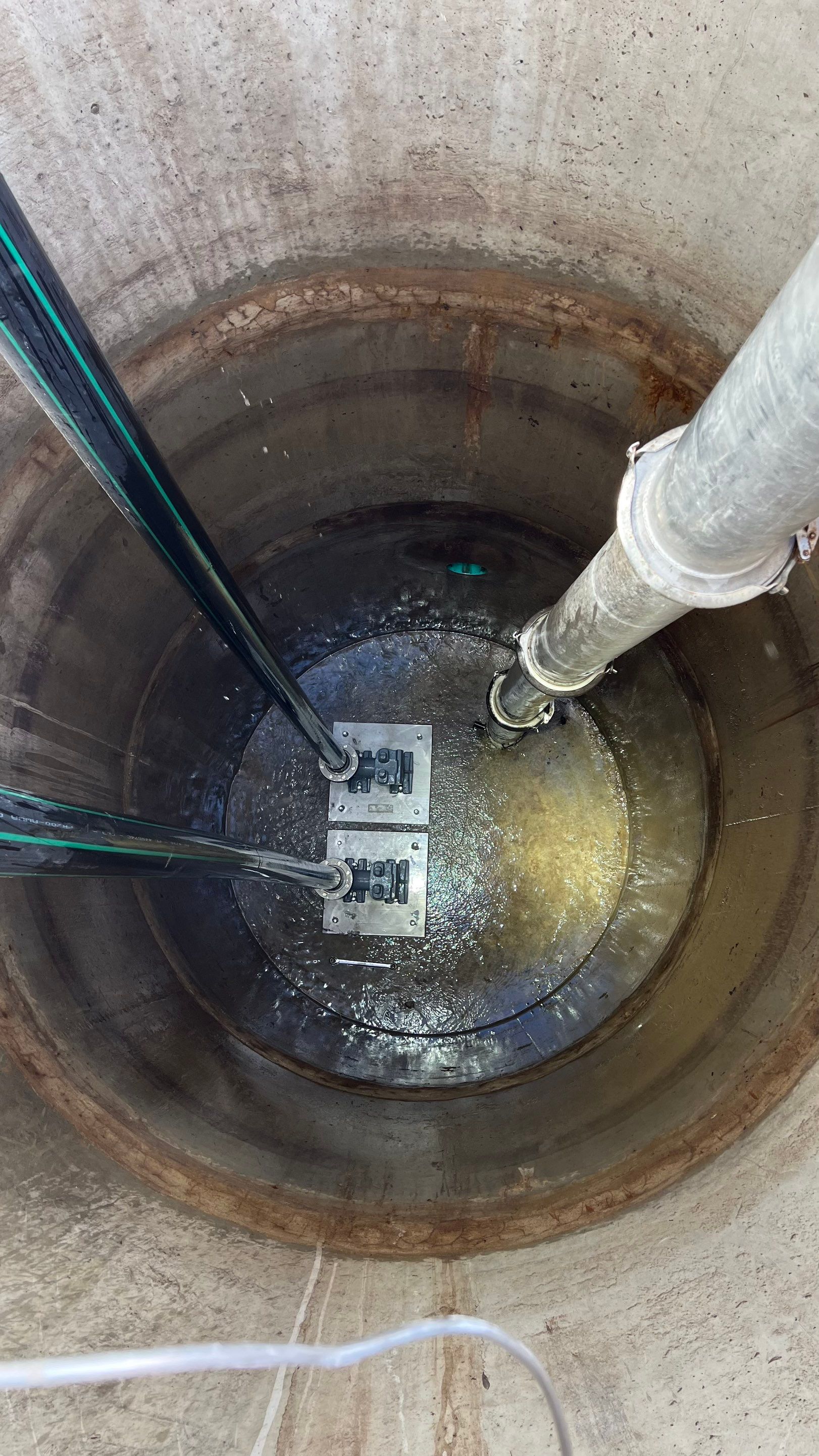 Lehigh Acres New Construction Community Sewer System Cleaning Part 2 by APS Power & Water