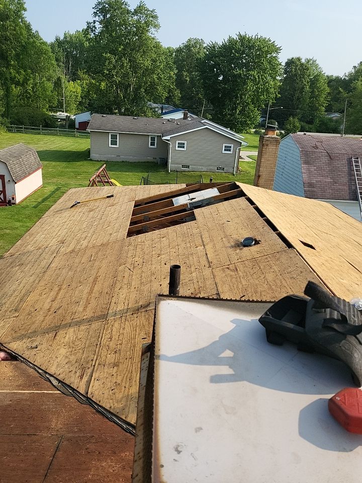 ATLAS PINNACLE COLOR: SUMMER STORM by Eagle Eye Roofing