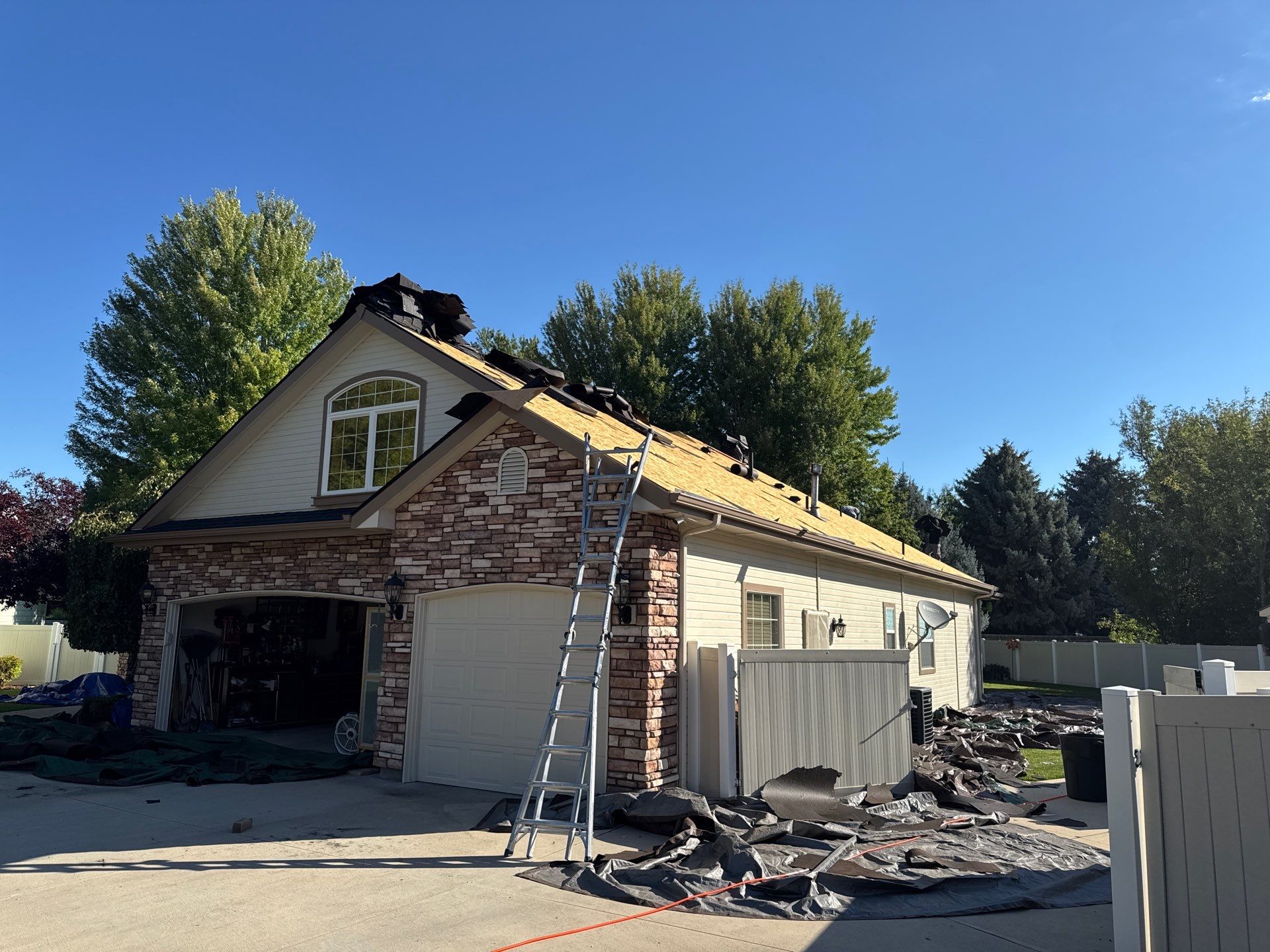 Complete Residential Roof Replacement Featuring Gray Architectural Shingles in Meridian by Olive Roofing