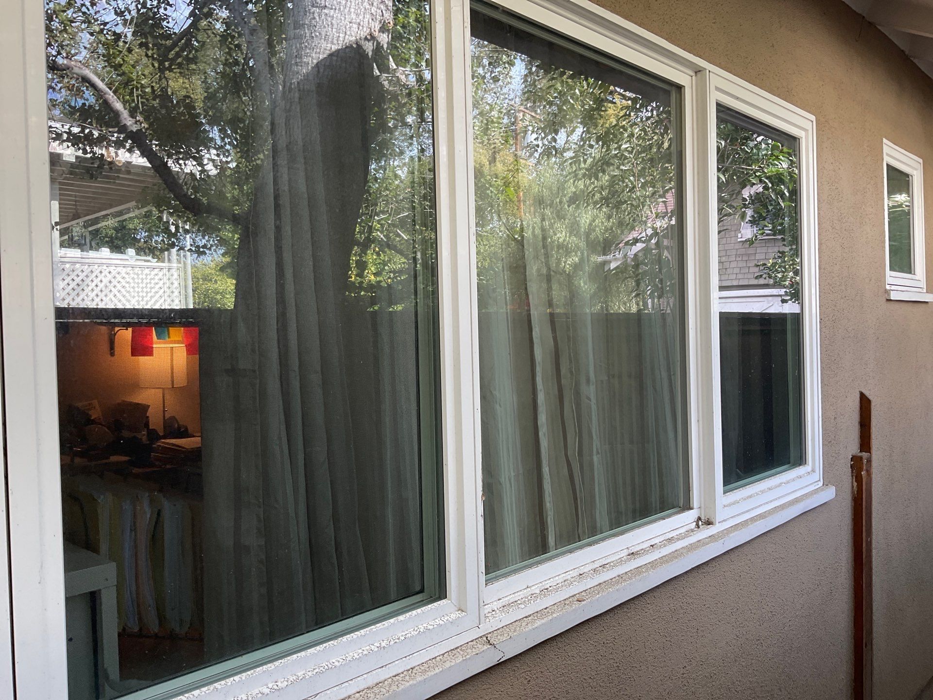 Window Installation using Milgard Ultra series, Fiberglass windows with SDL grids by American Window Company