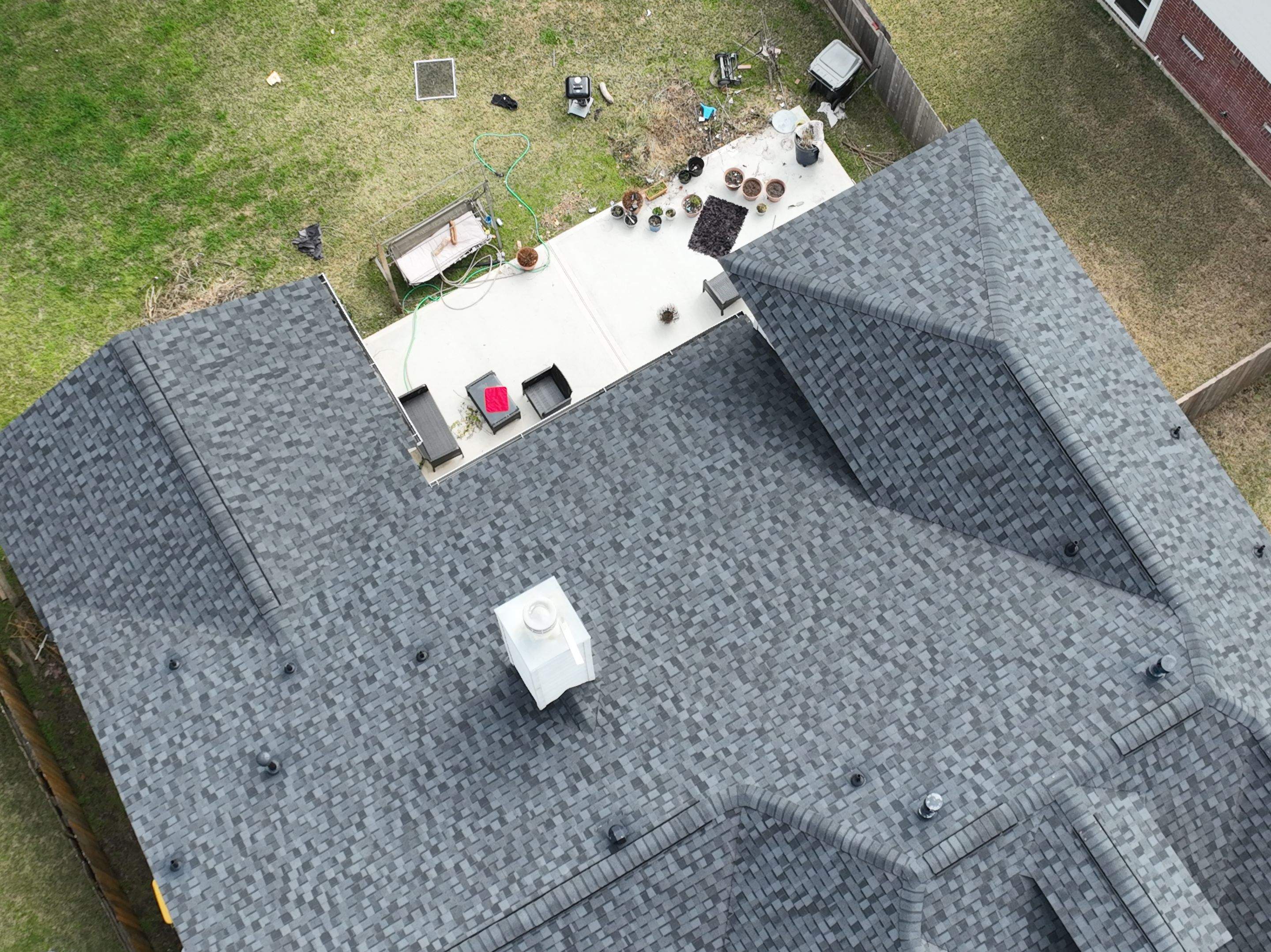 SureStart PLUS 4-STAR Warranty Fully covers materials, labor, tear-off and disposal expenses in years 1-50. by Roof Concepts Construction