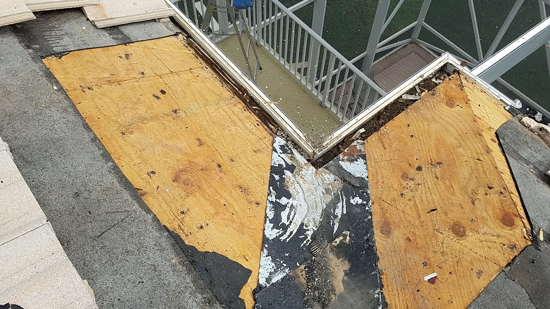 Tile Roof Repair in Lake Worth – Expert Restoration & Leak Repair by Aastro Roofing