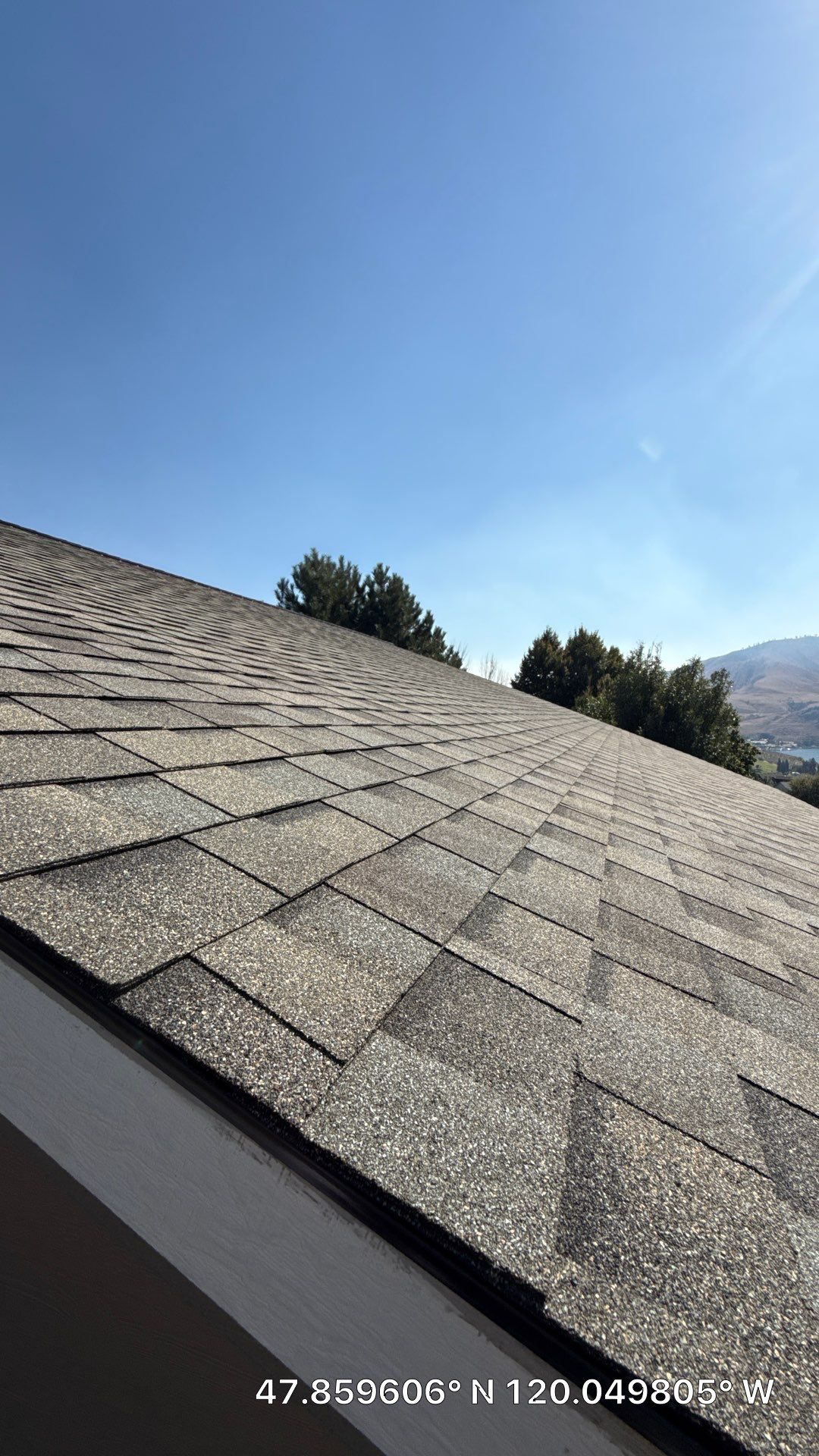 Wapato Place Chelan Washington by Alpine Roofing