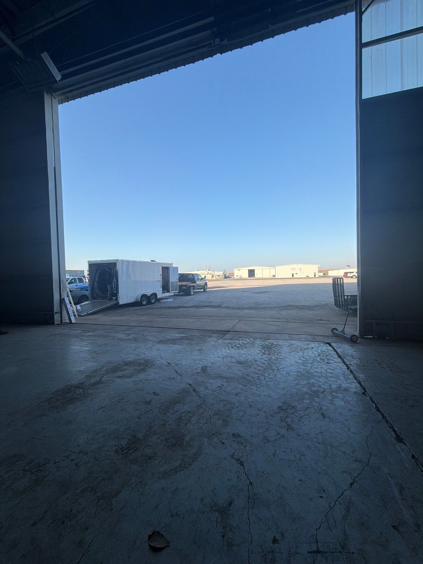 20,000 SF Airplane Hangar  by Apex Insulation Solutions