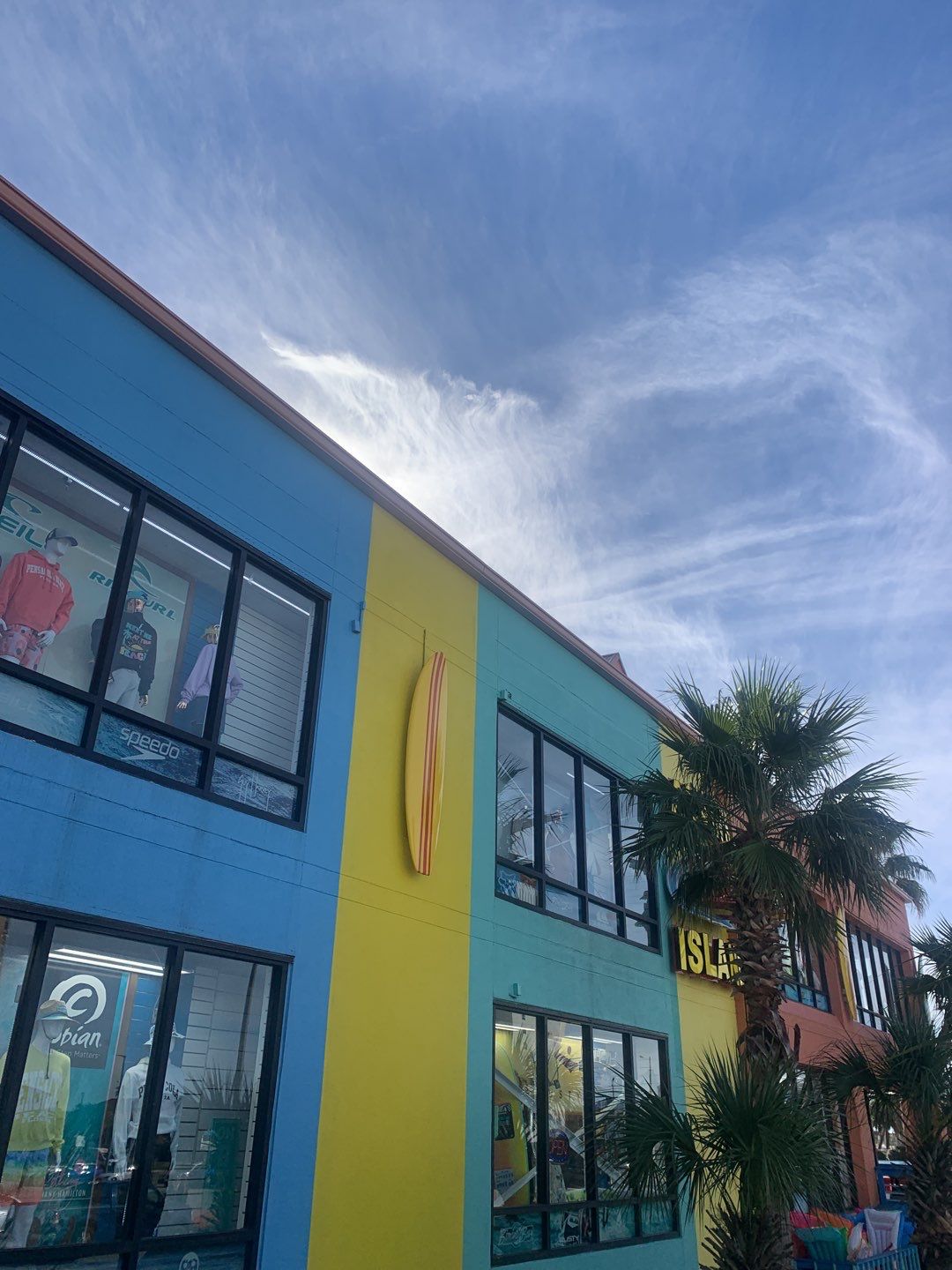 7-Inch Cooper Seamless Gutter in Pensacola Beach FL by Gutter Professors