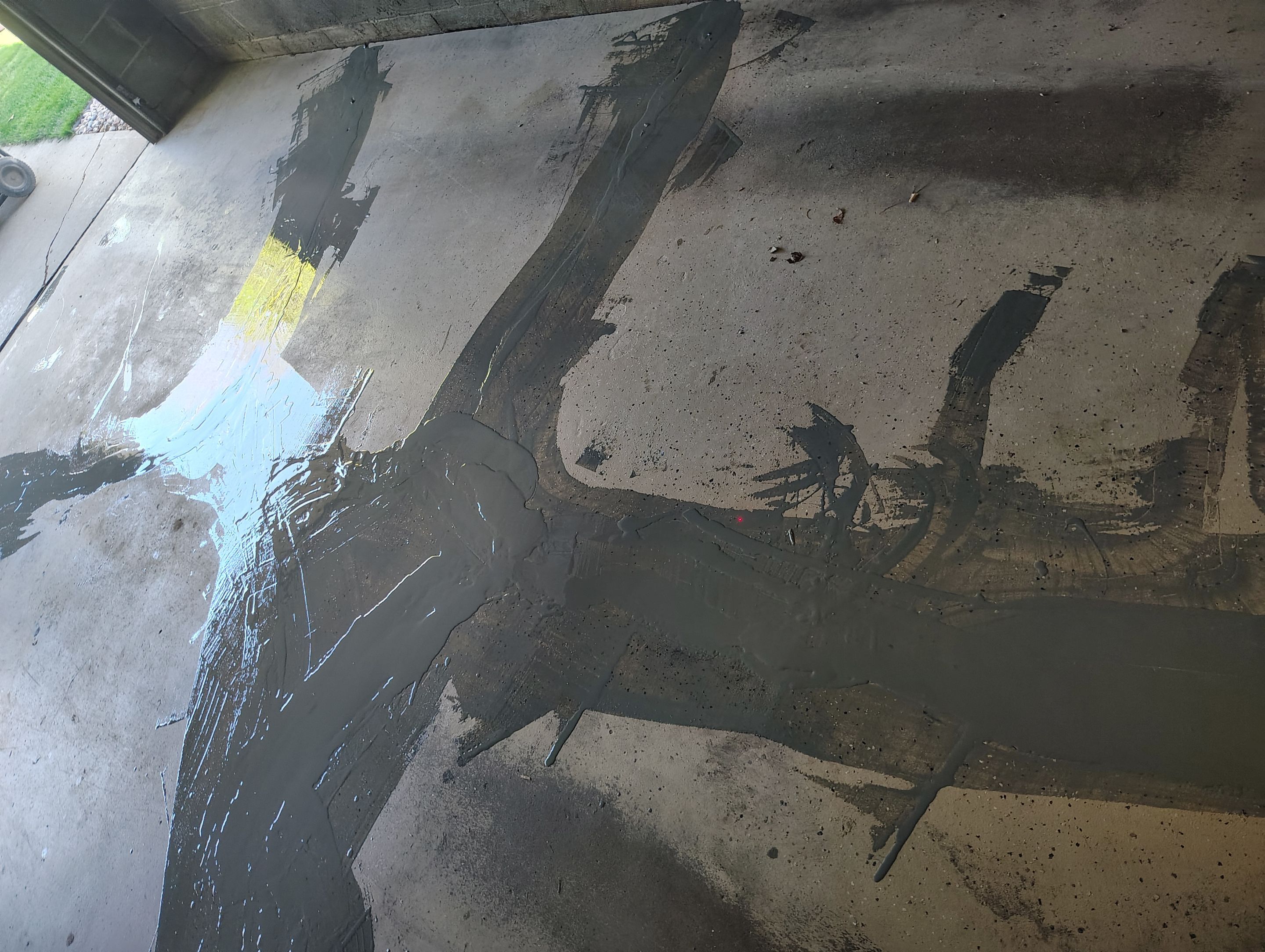 Nightfall Decorative Chip Garage Floor Coating in Luverne, Minnesota by Select Painting, Coatings & Garage Cabinets