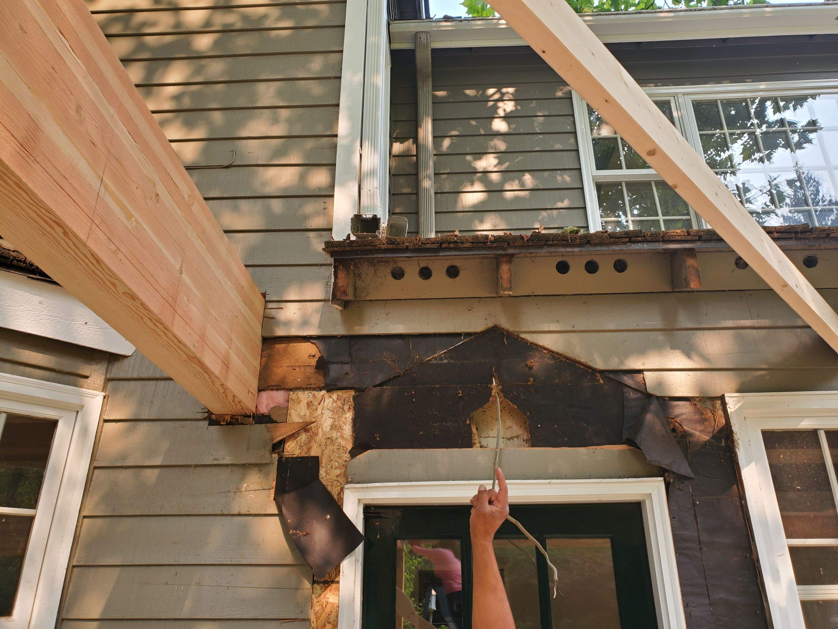 13717 Bellevue by RoofWorks Northwest