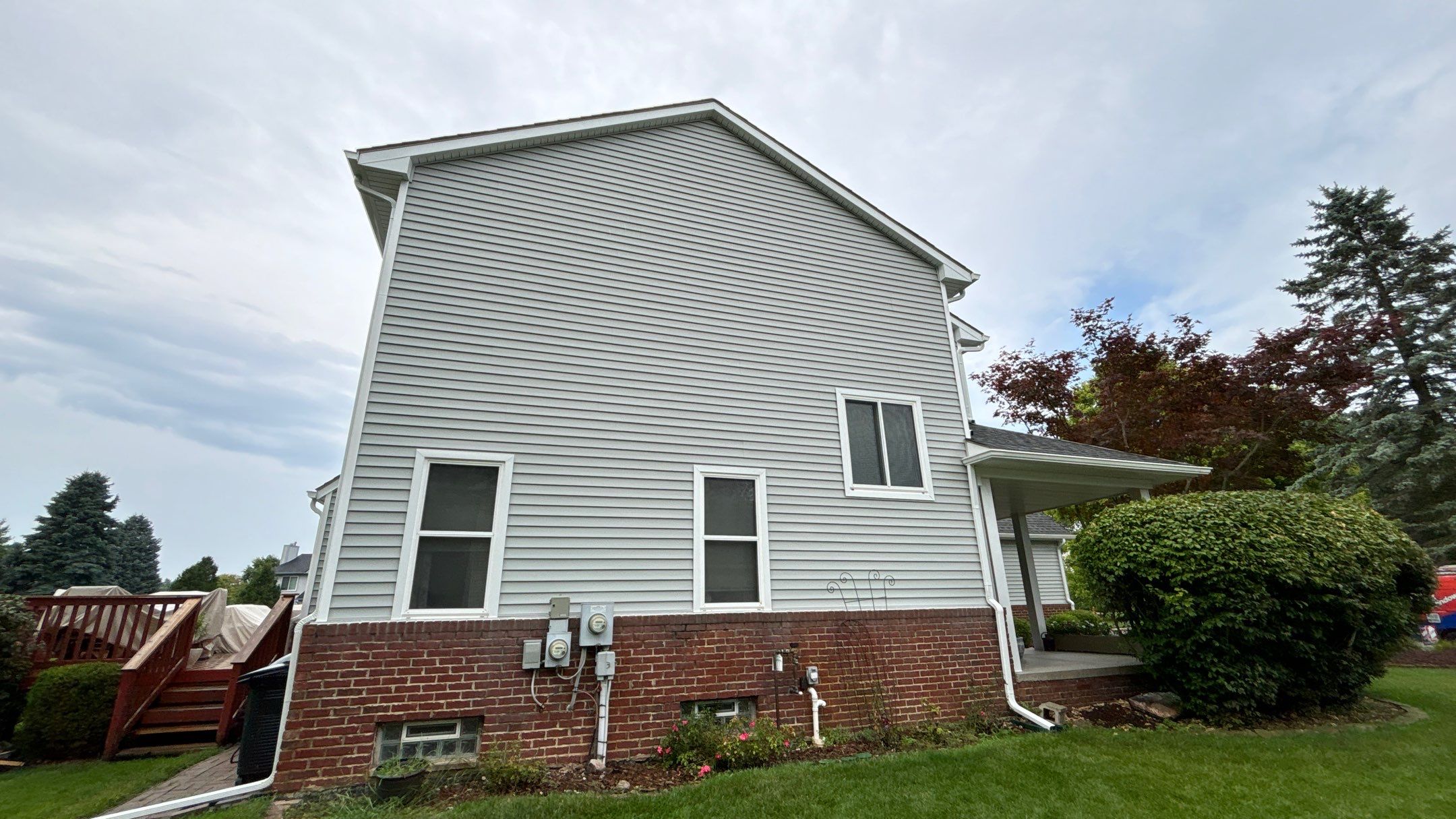 Siding Replacement using Certainteed Restoration Classic D4 by 180 Contractors