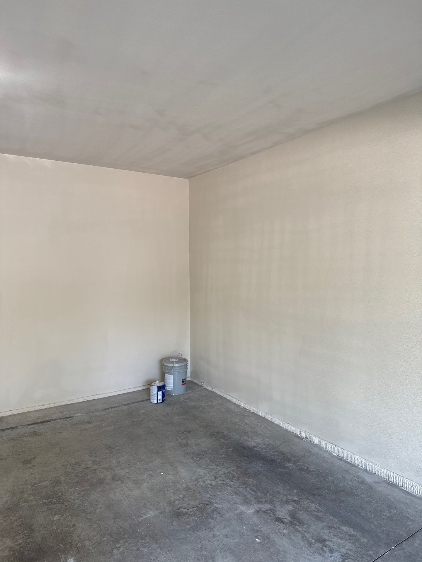 Garage Interior Repaint by Midwest Paint LLC
