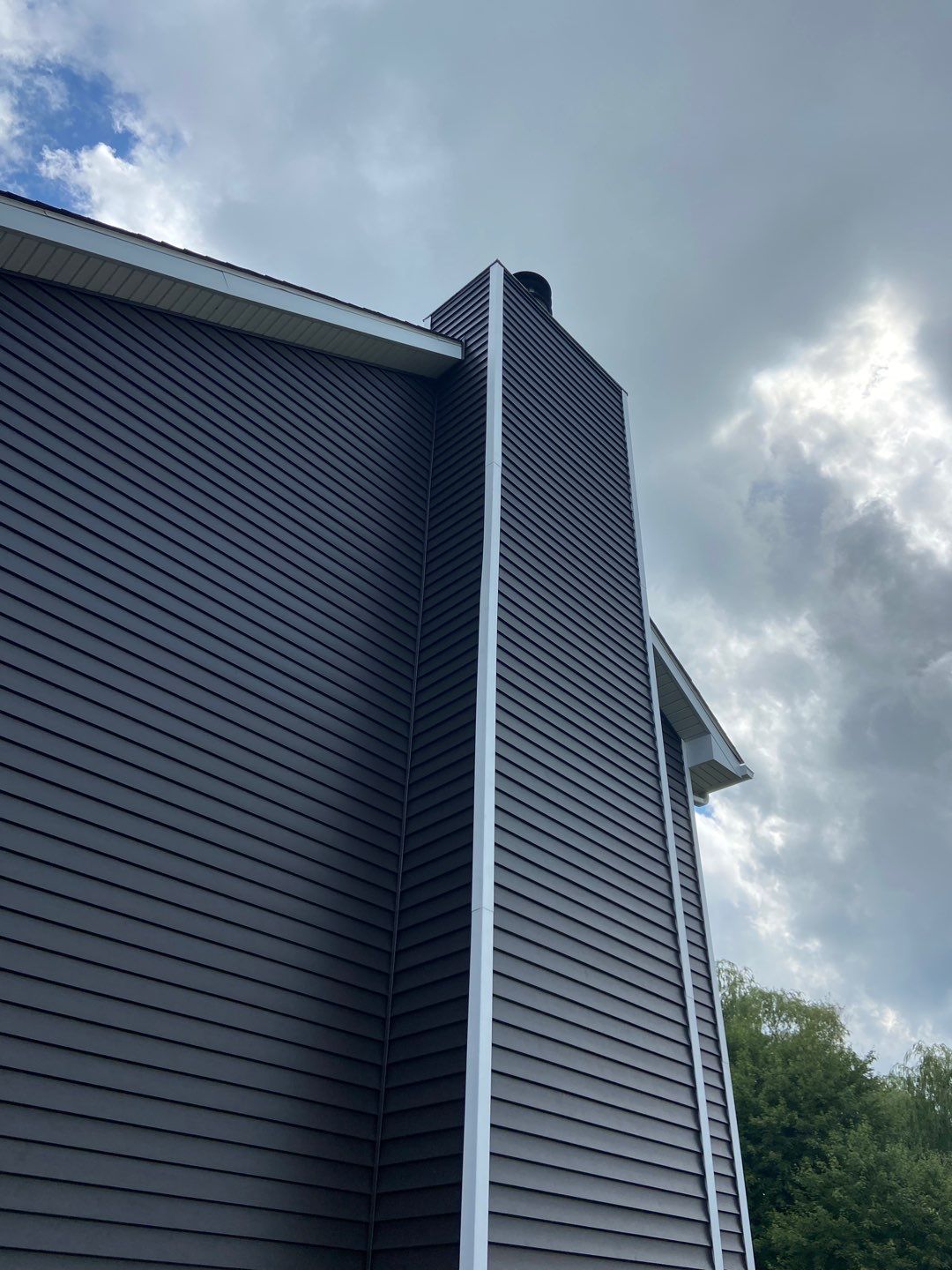 Siding Replacement using Certainteed Restoration Classic D4 by 180 Contractors