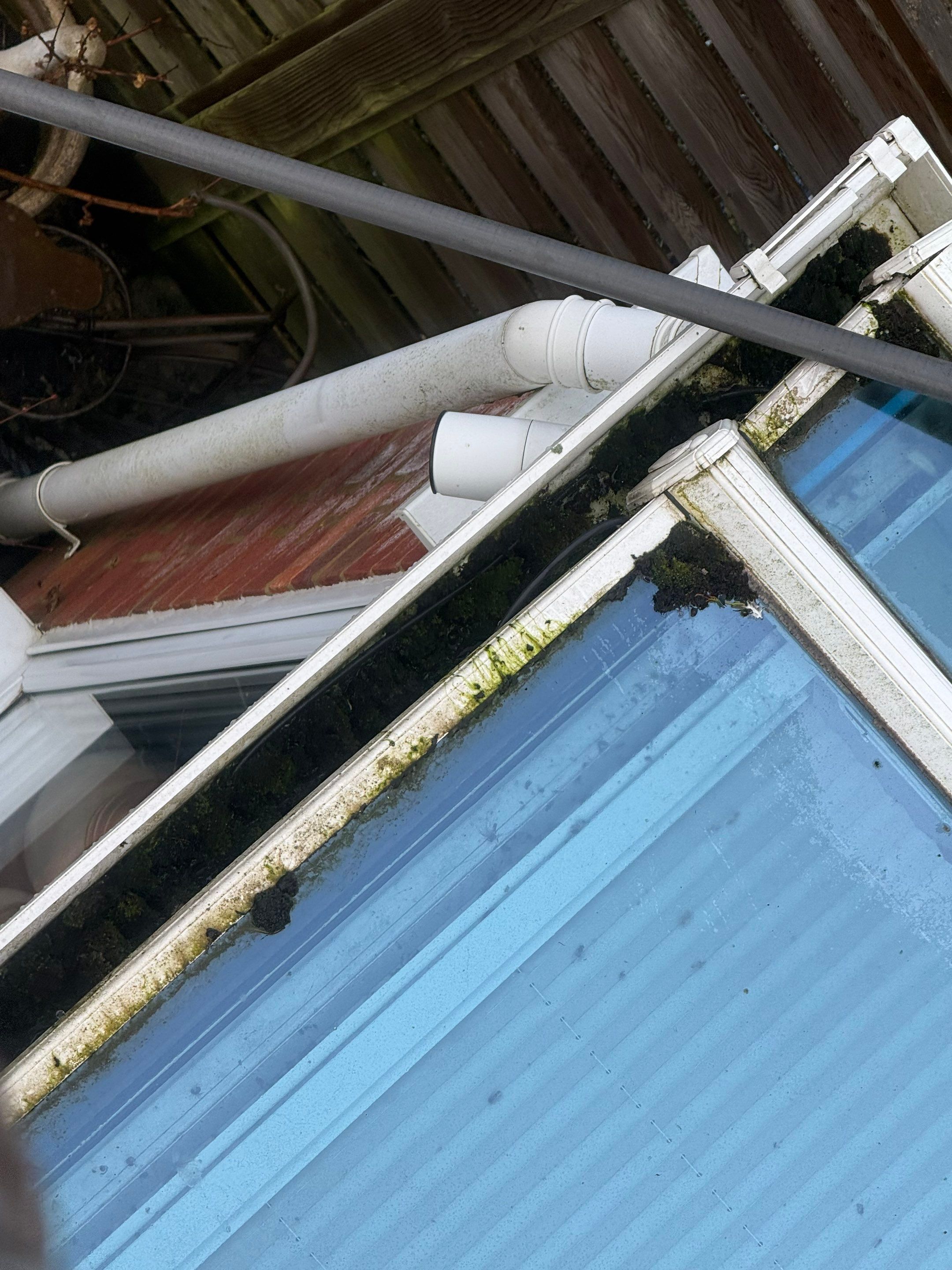 Roof Clean Epsom by Ges Exterior Cleaning ltd