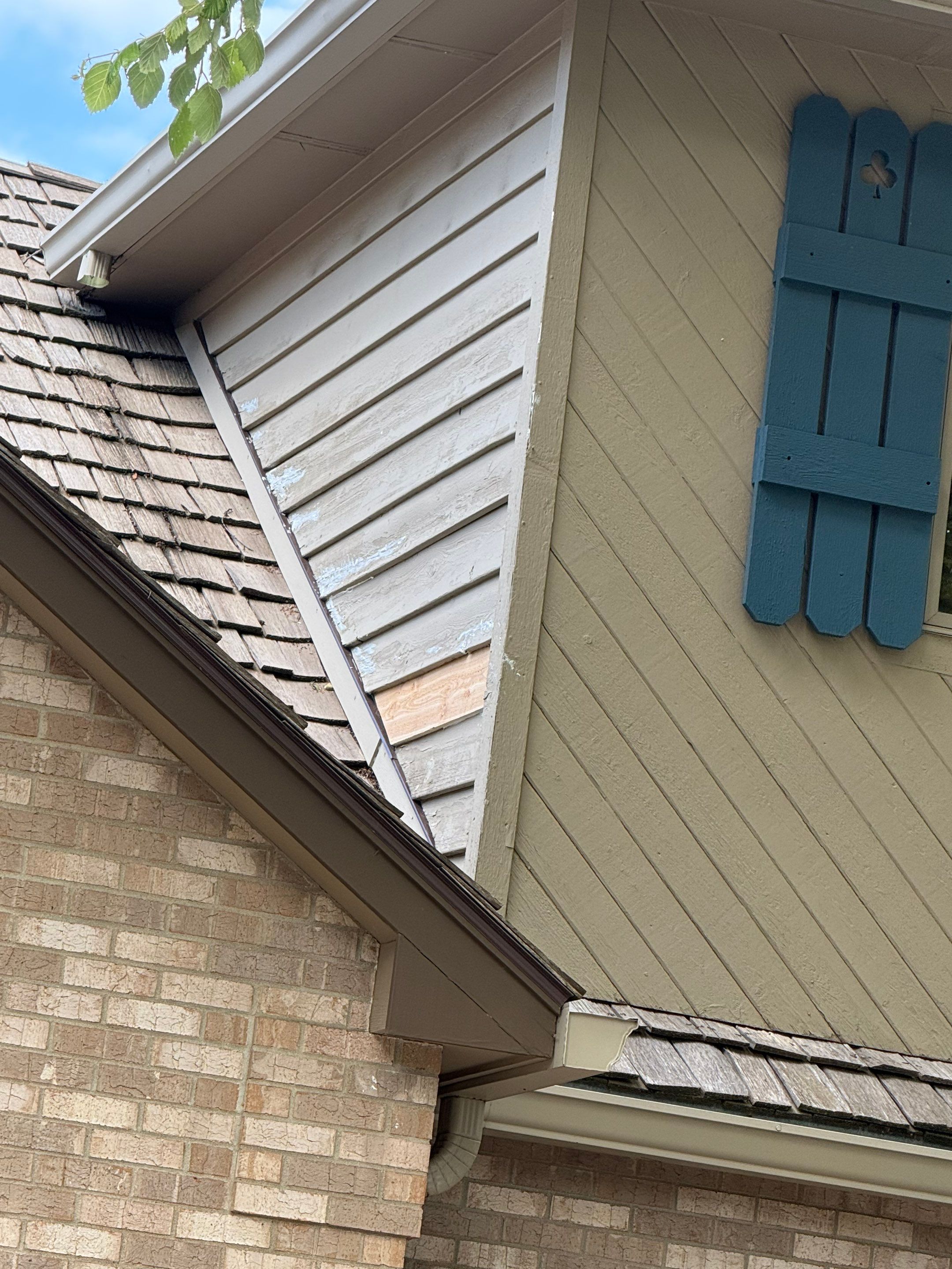 Residential Siding Replacement and Wood Rot Repair in Sioux Falls by Select Painting, Coatings & Garage Cabinets