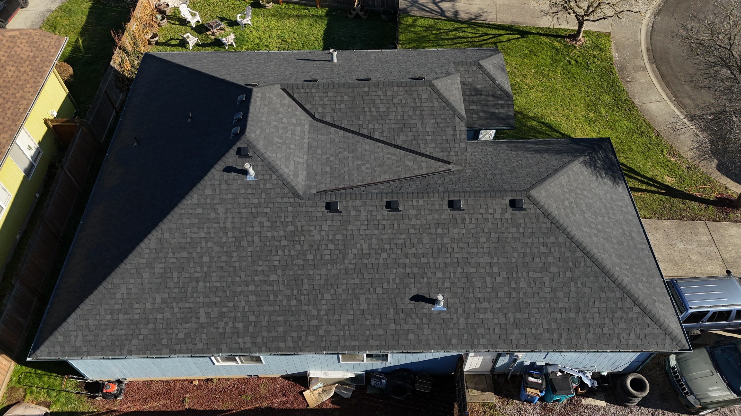 Onyx Black | Roof Replacement in Vancouver WA, 98682 by Valiant Roofing, LLC