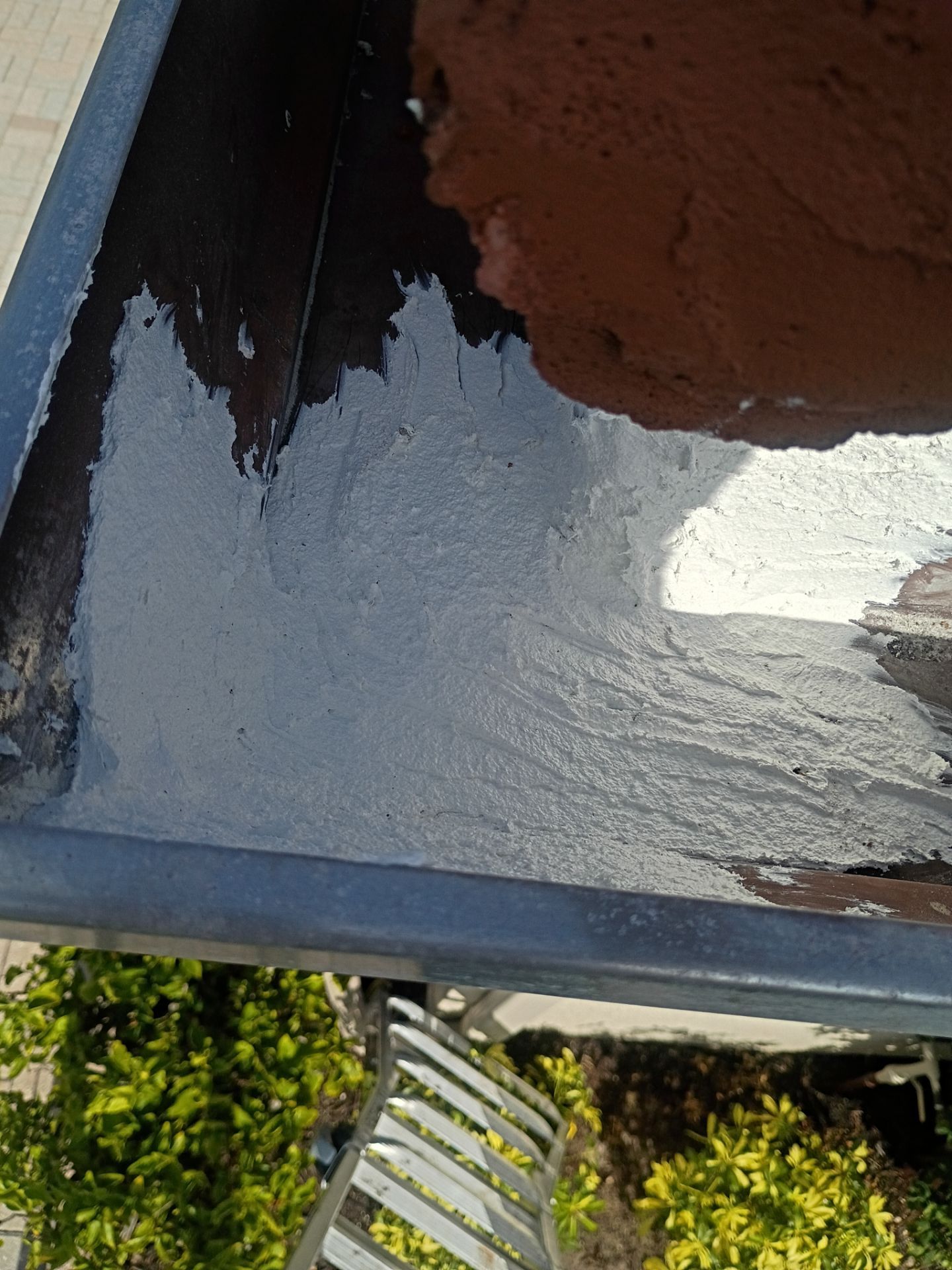 Aluminum Seamless Gutters using seal gutters in Fort Myers FL by Gutter Professors