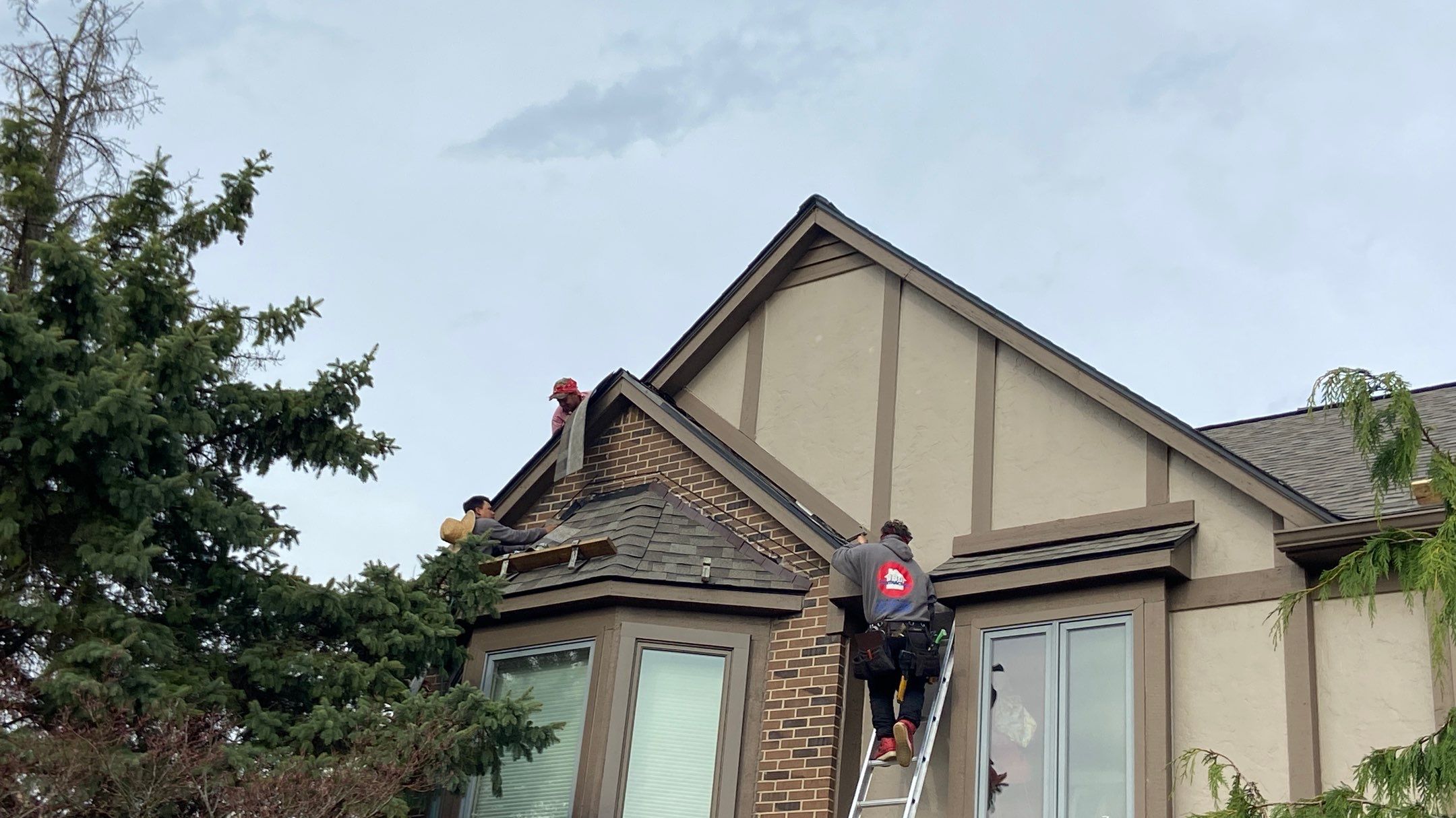 Roof Replacement using CertainTeed Landmark by 180 Contractors