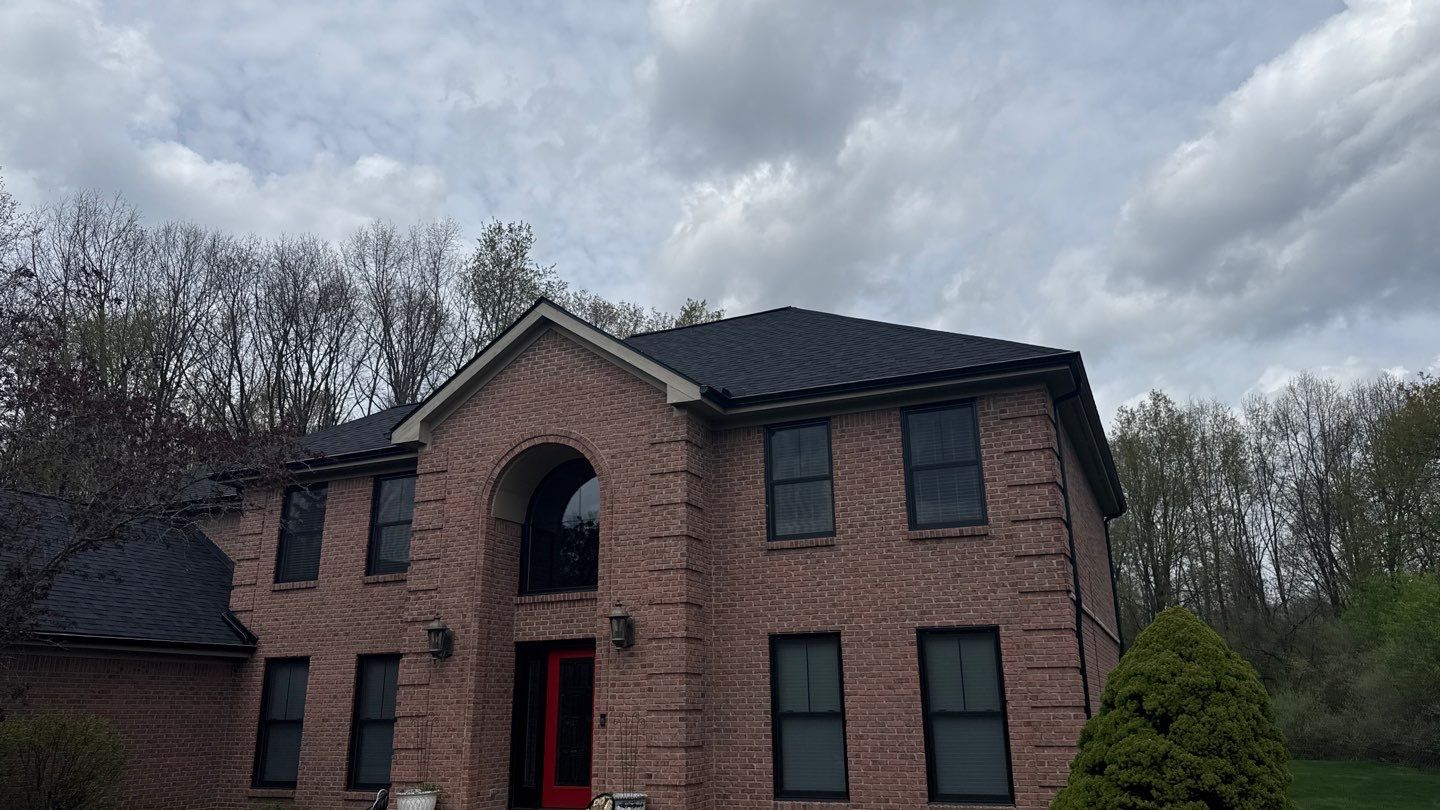 Roof Replacement using Owens Corning Onyx Black by 180 Contractors