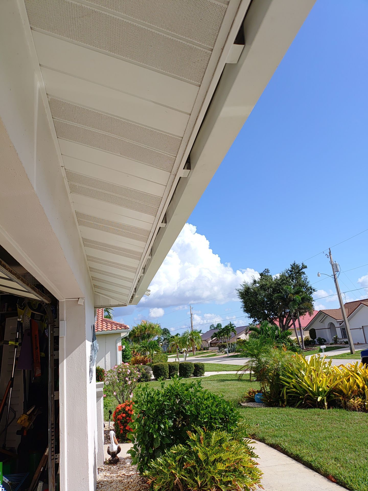 7-Inch Seamless Gutters for Punta Gorda FL by Gutter Professors